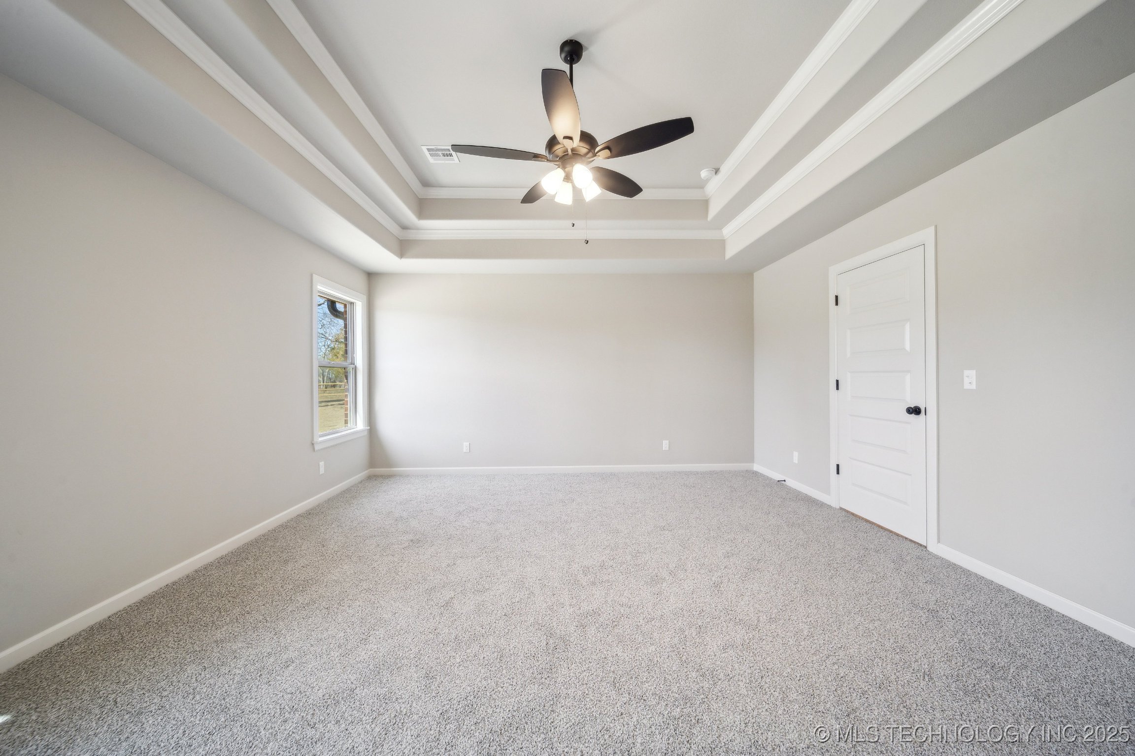 20936 S Addison Avenue Property Photo 16