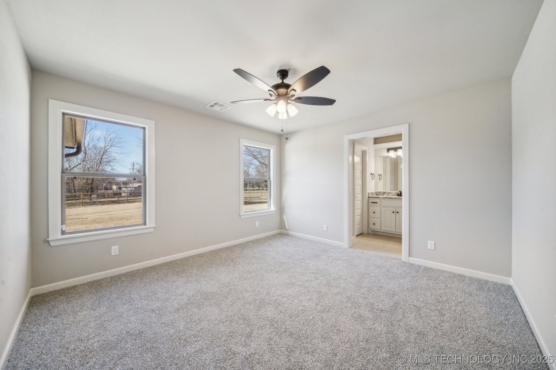 20936 S Addison Avenue Property Photo 29