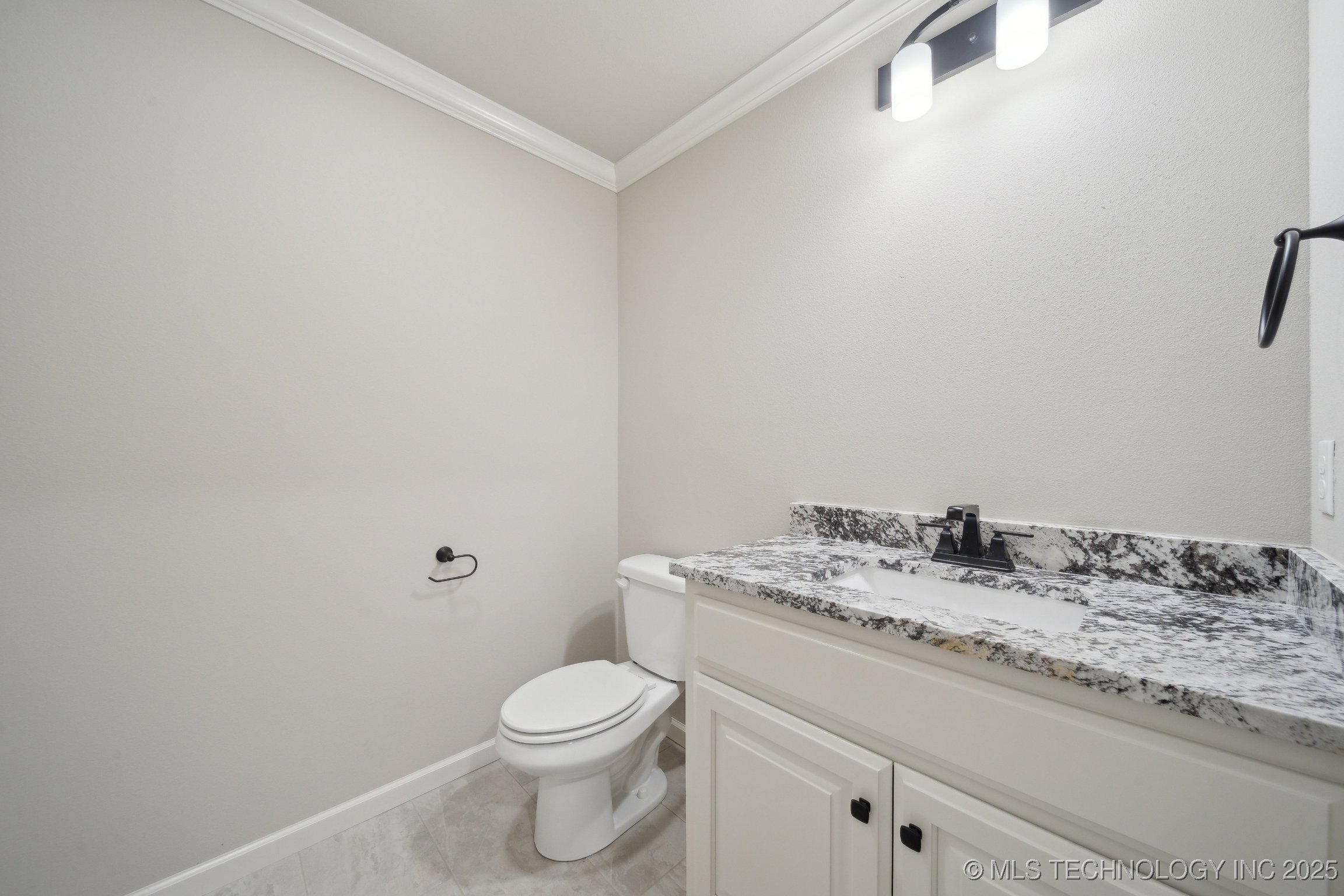 20928 S Addison Avenue Property Photo 30