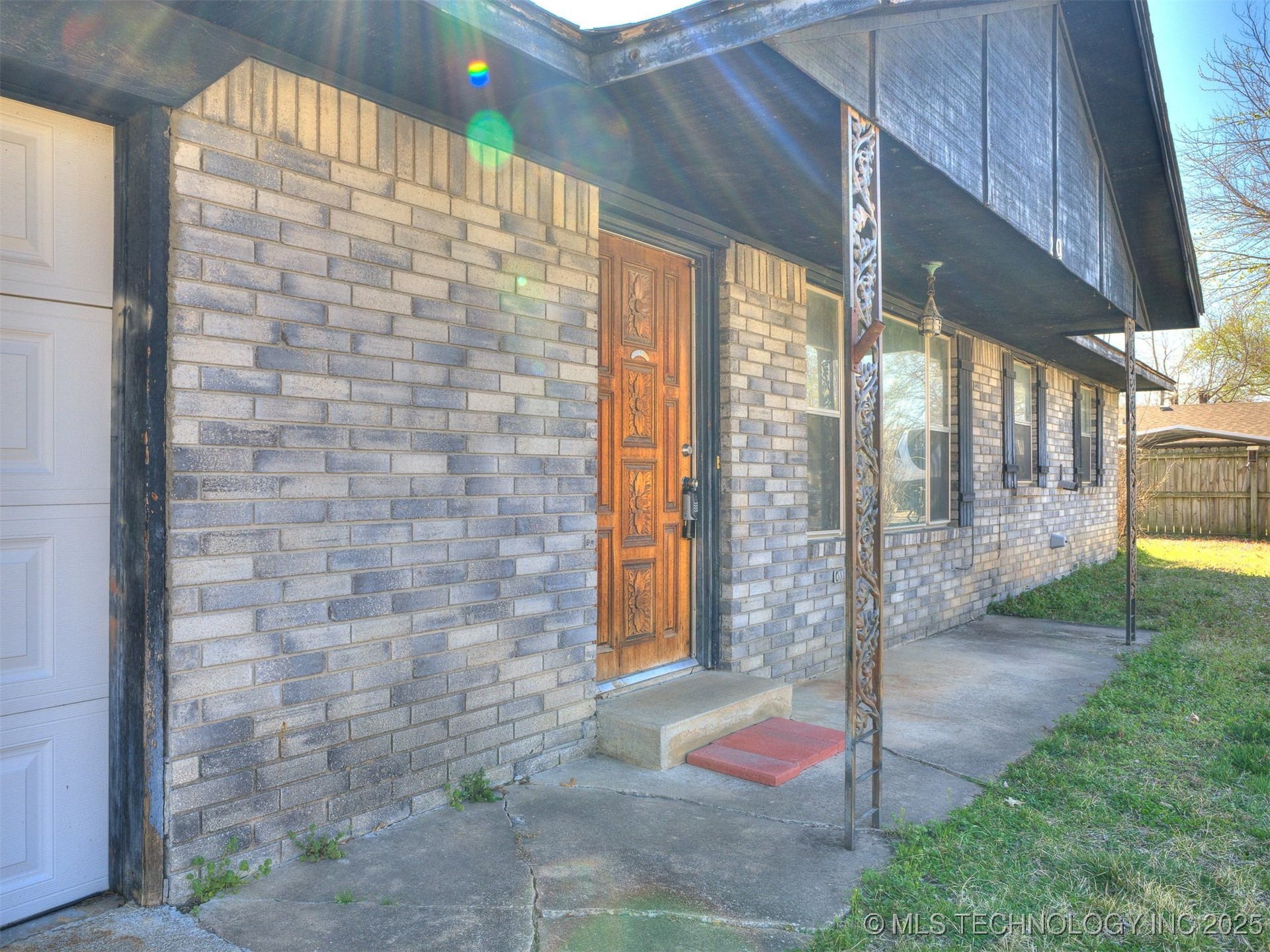 205 Lester Lane Property Photo 2