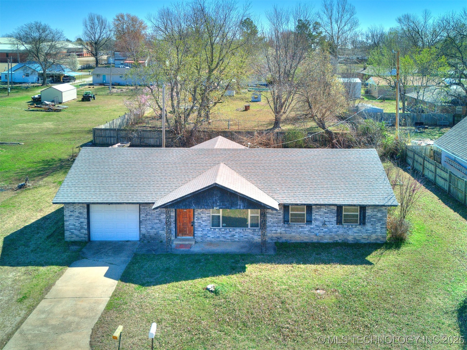 205 Lester Lane Property Photo 38