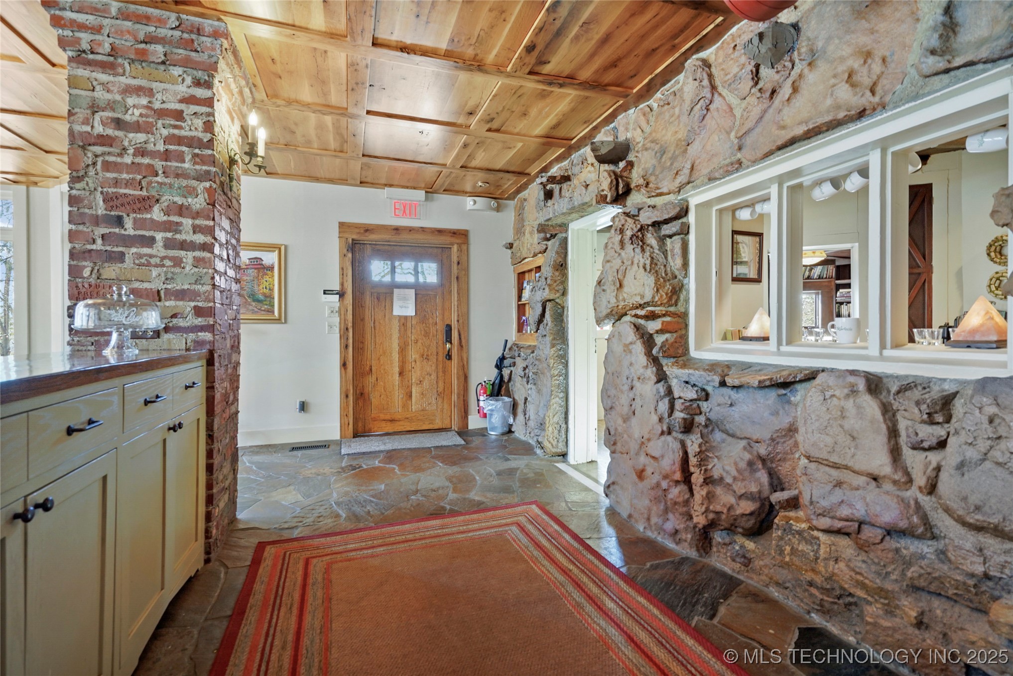4347 W 41st Street Property Photo 7