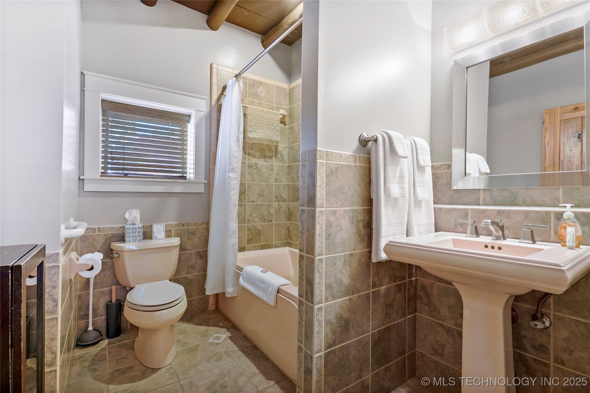 4347 W 41st Street Property Photo 35