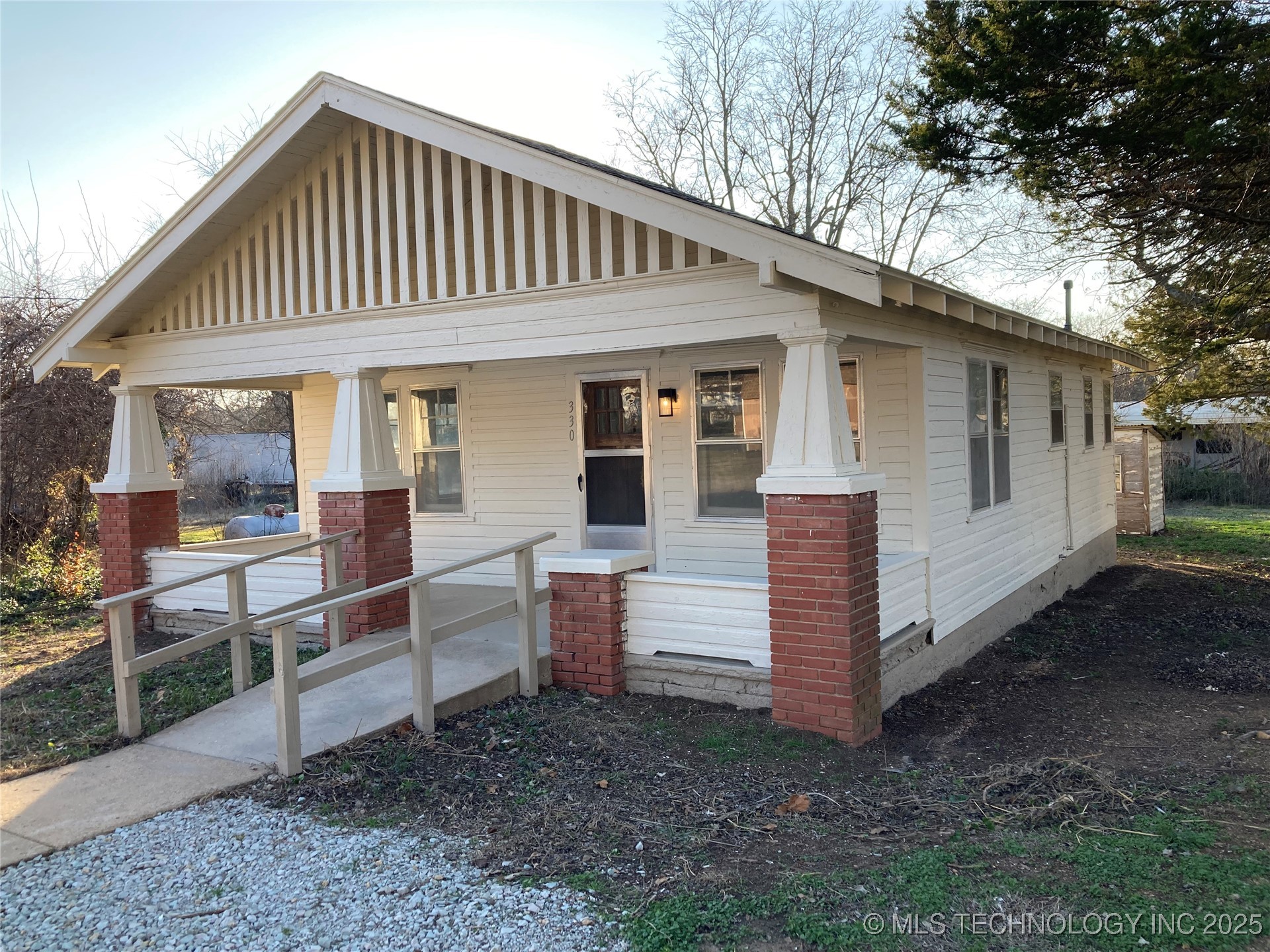 330 S 9th Street Property Photo 3