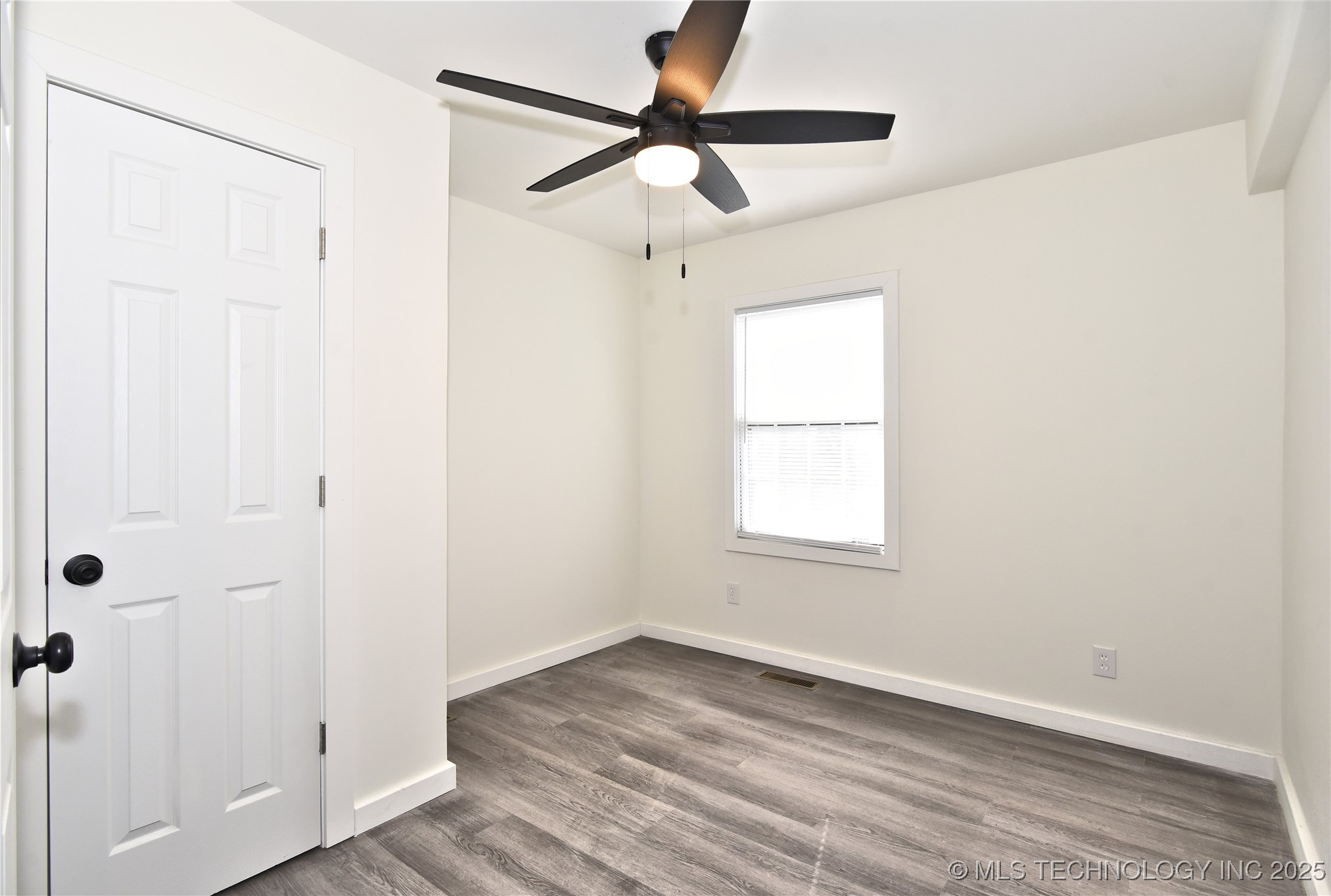 713 Maplewood Avenue Property Photo 14