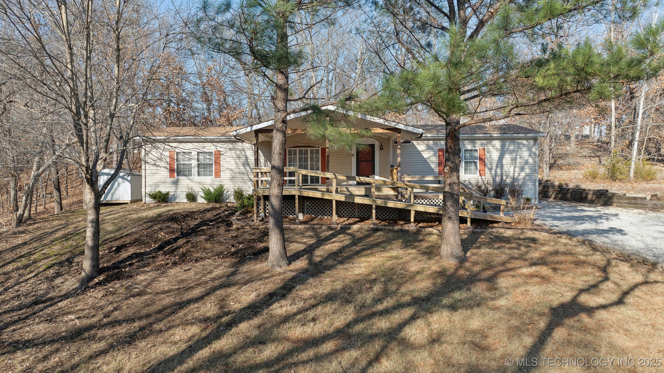 31367 Wildwood Drive Property Photo 1