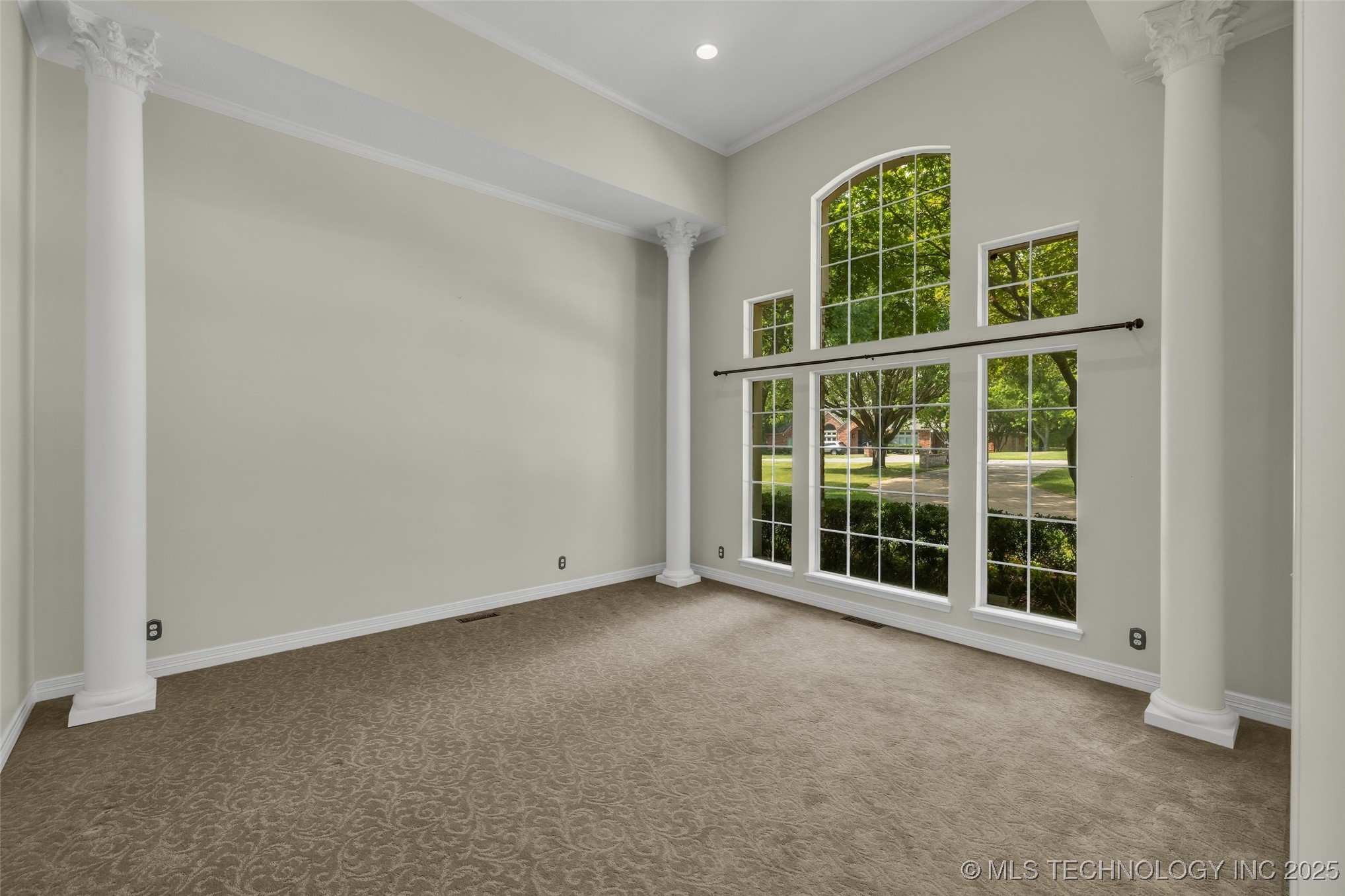 4405 Ithica Street Property Photo 12