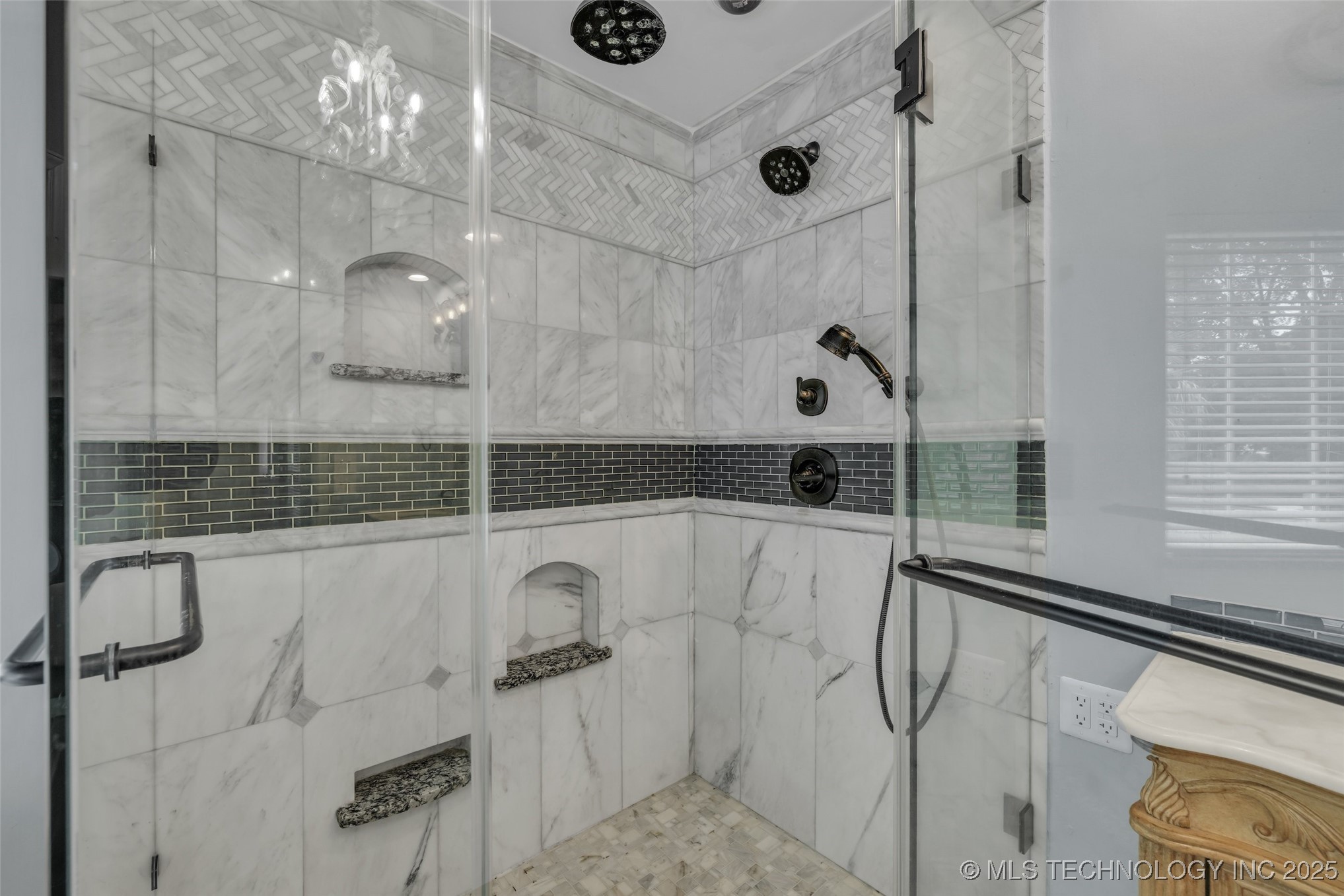 4405 Ithica Street Property Photo 34