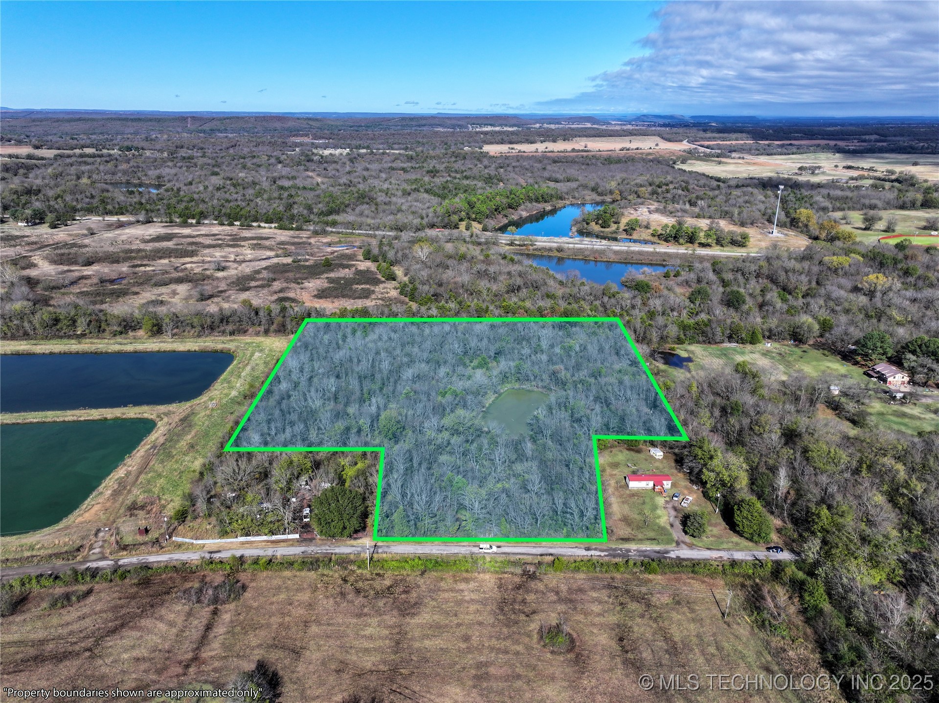 1290 Road Property Photo 1