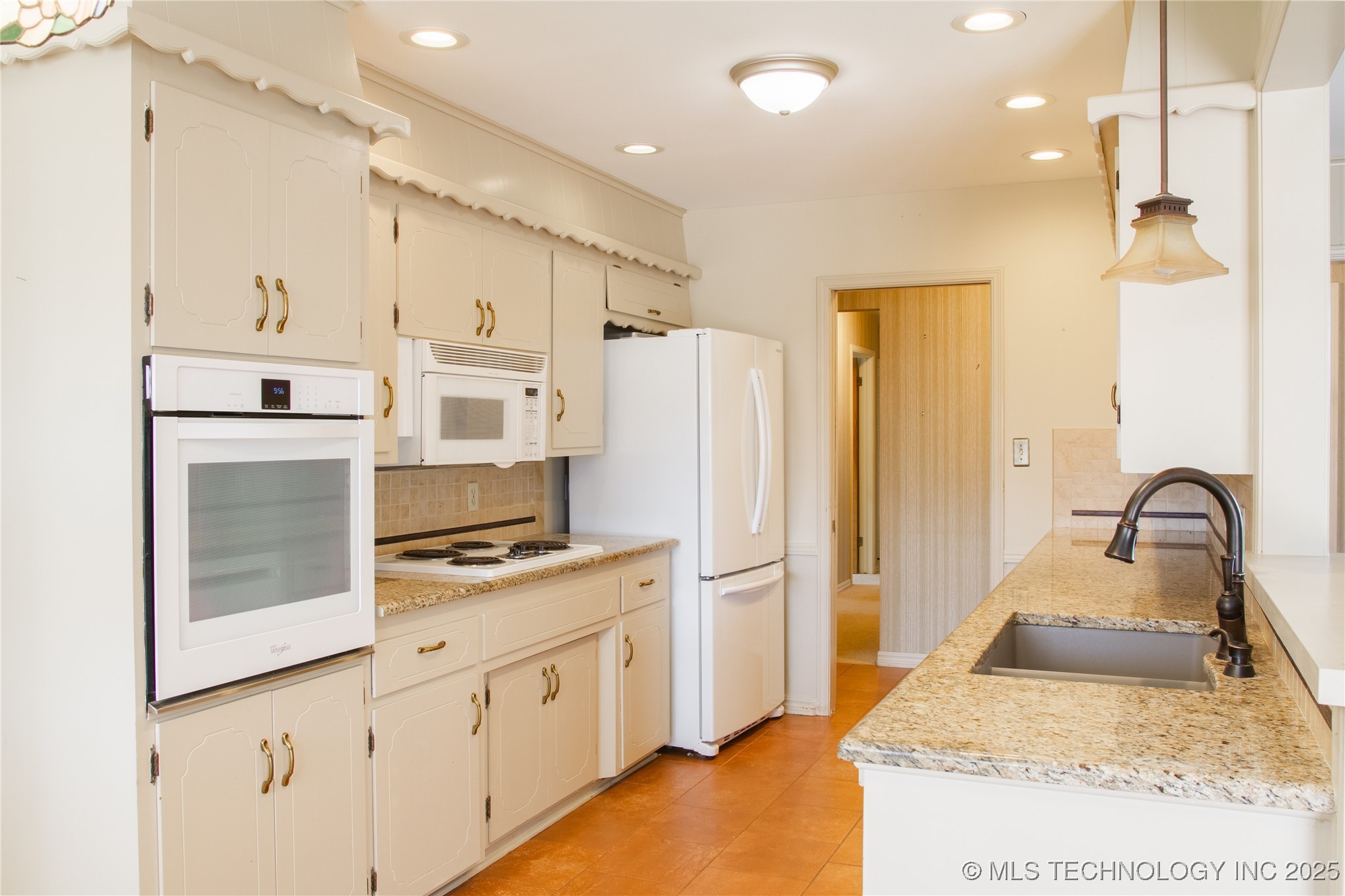 6740 E 51st Place Property Photo 8