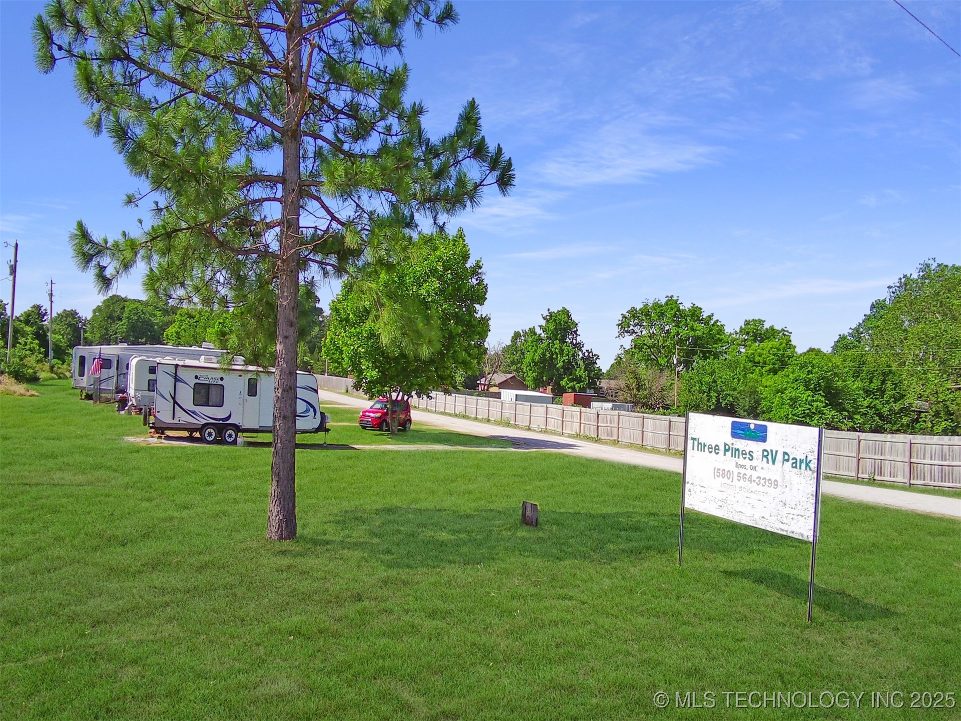 4665 Three Pines Road Property Photo 4