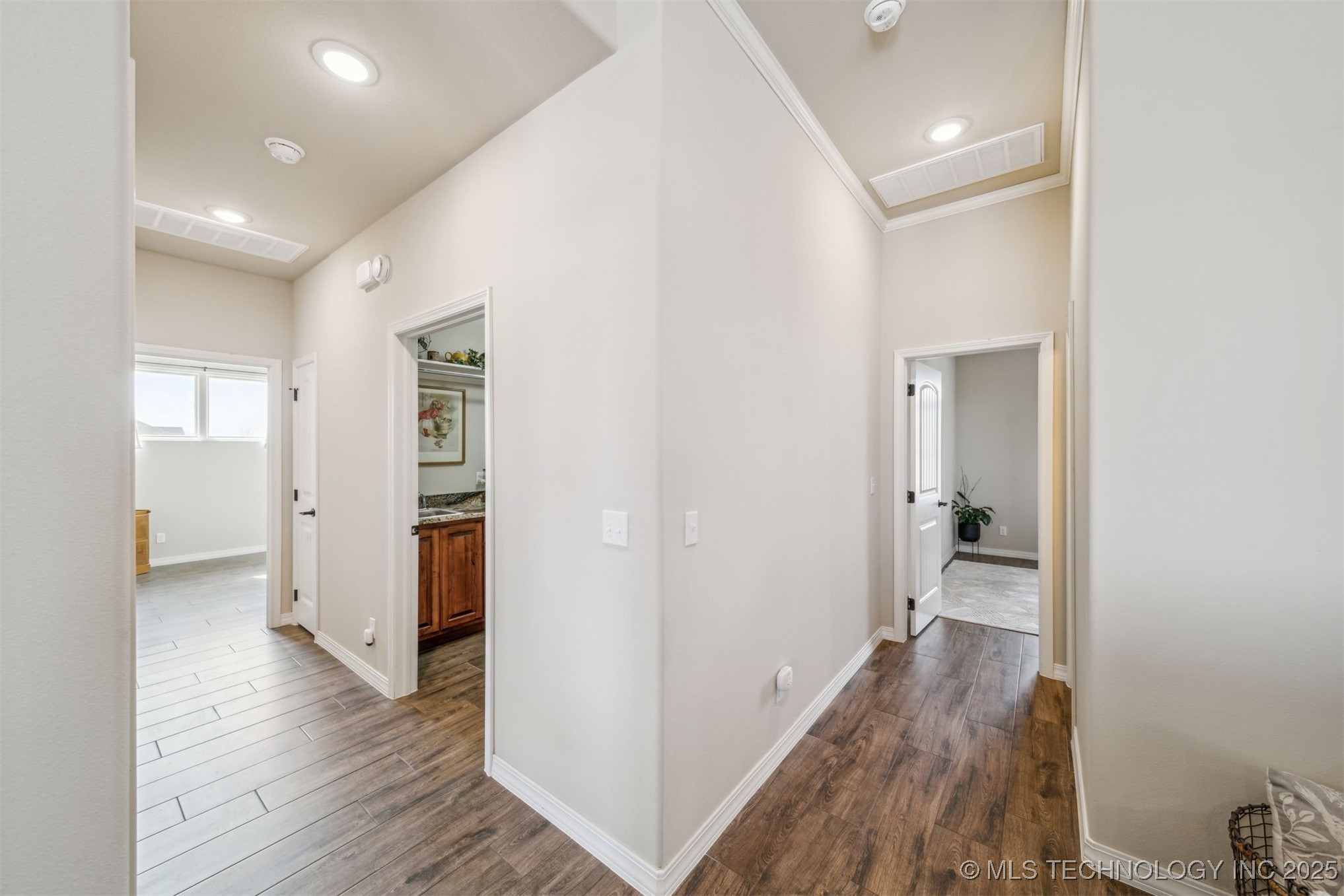 10442 E Lou Ridge Road Property Photo 21