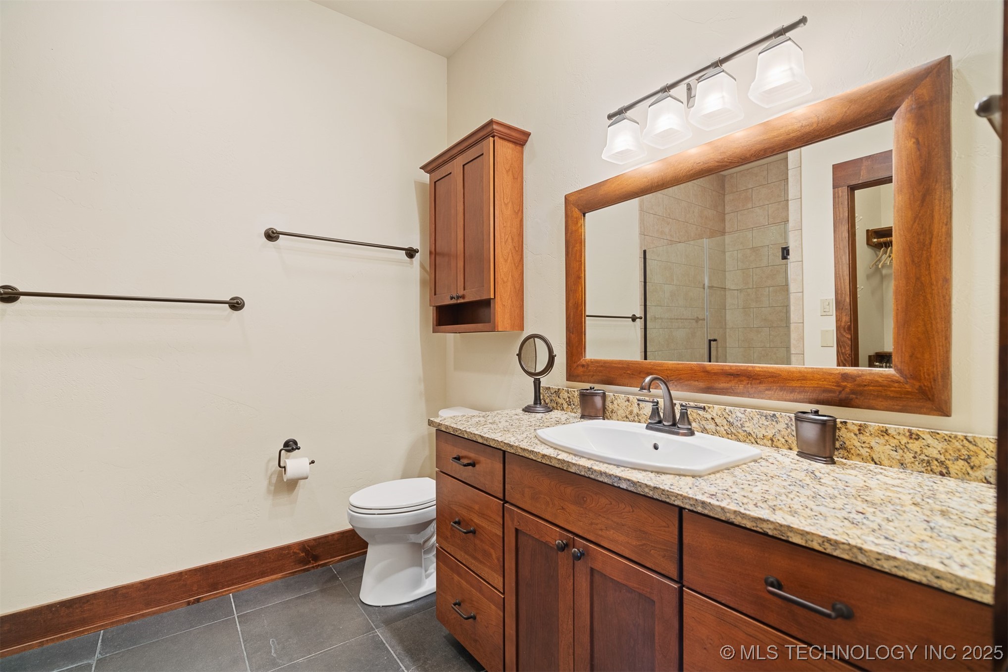 61995 Southeast County Road Property Photo 18