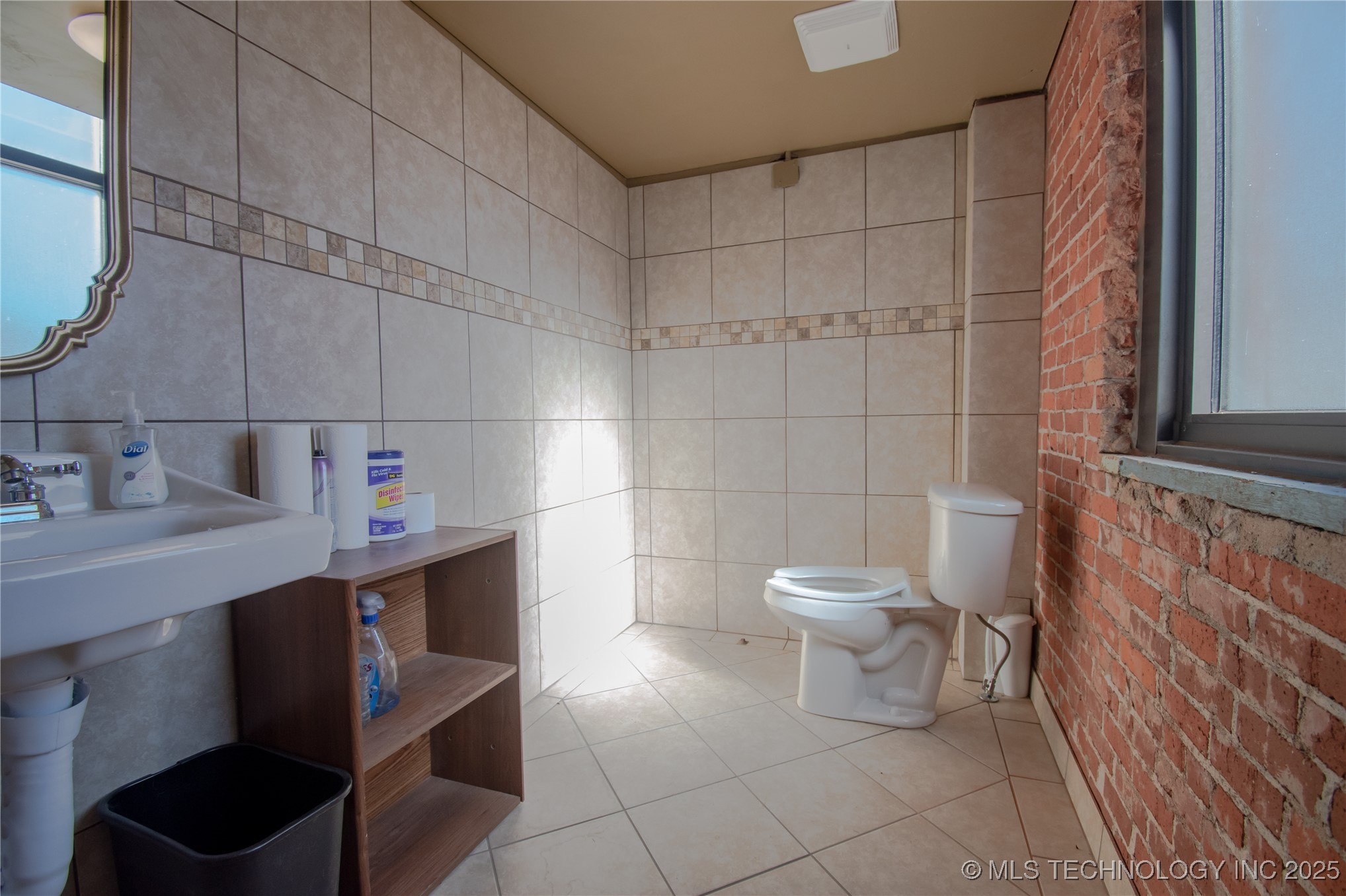 322 E Don Tyler Avenue Property Photo 43