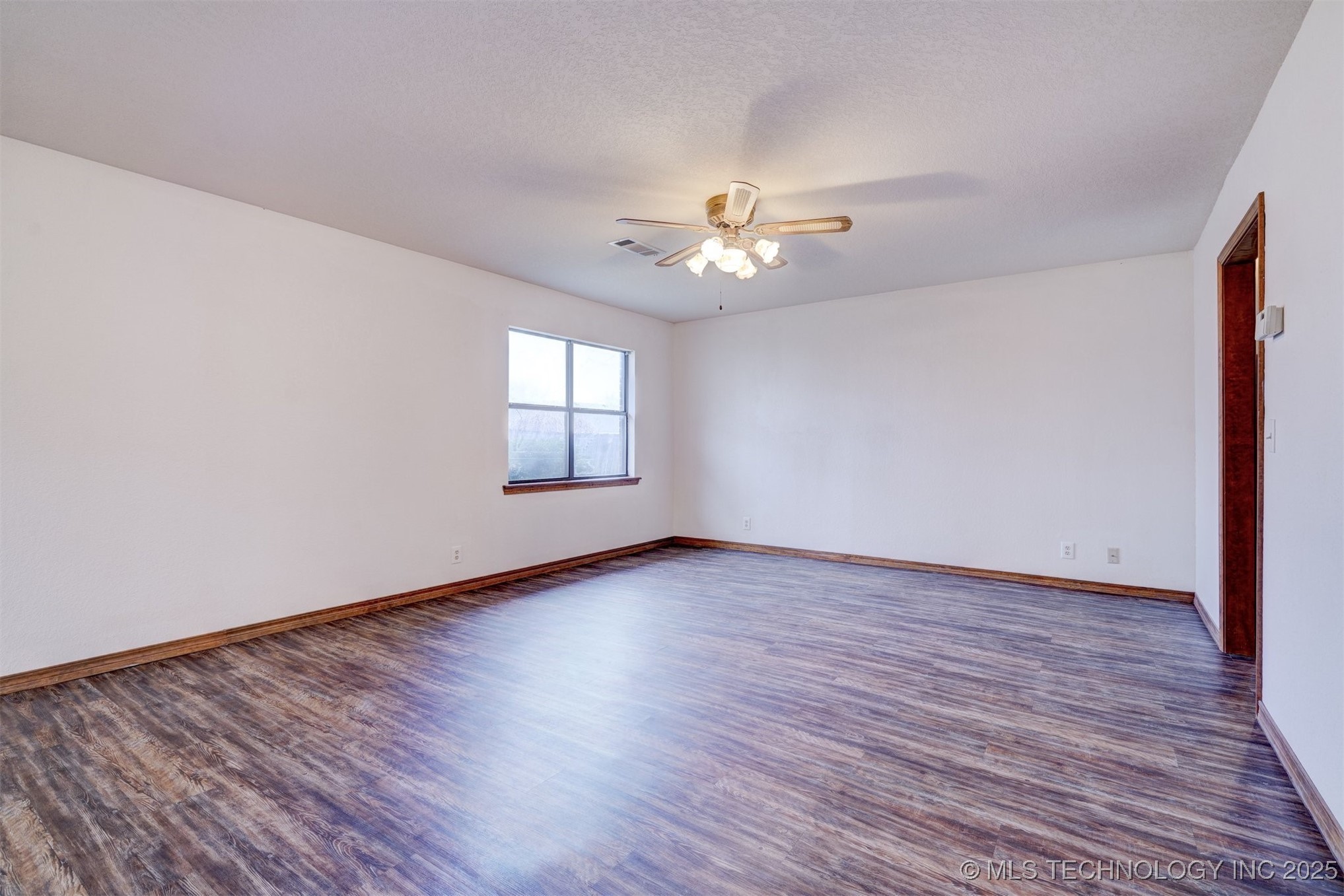 706 S 12th Street Property Photo 9