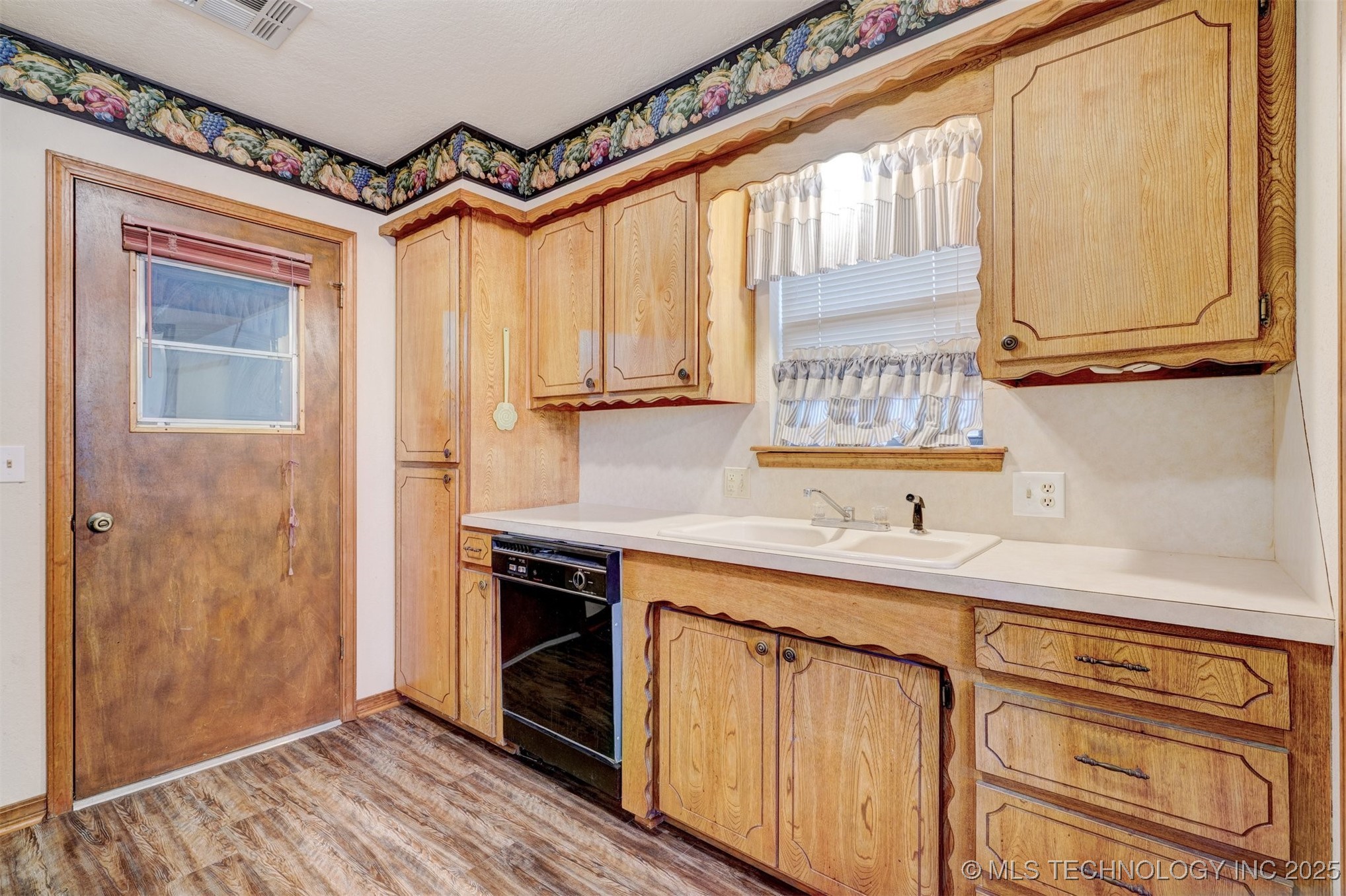 706 S 12th Street Property Photo 16