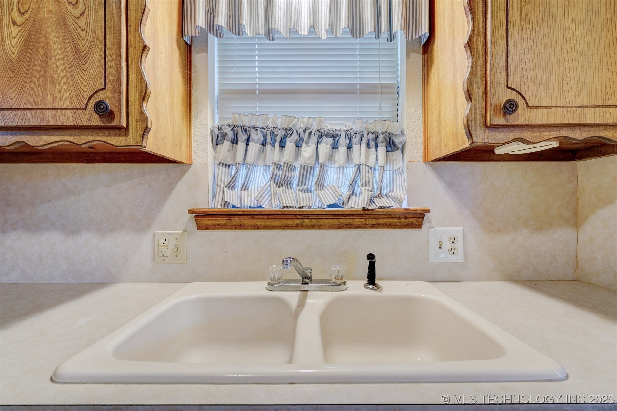 706 S 12th Street Property Photo 18