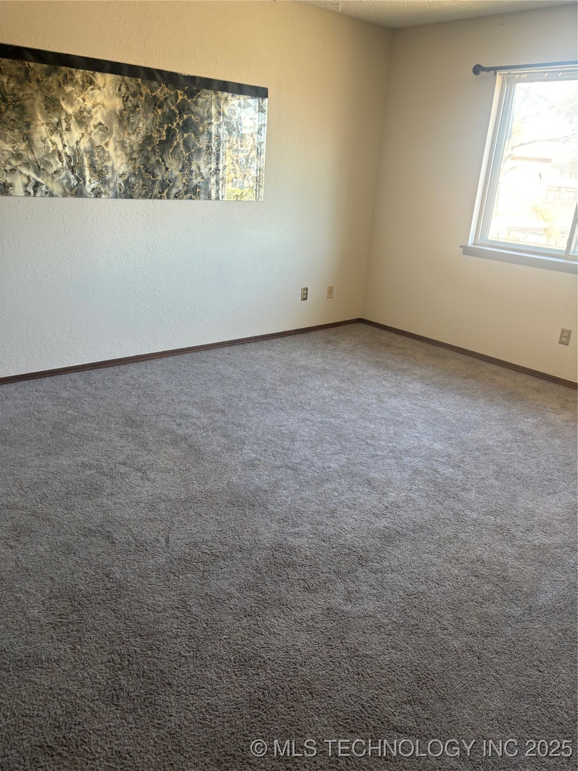 6004 S Newport Avenue B7 Property Photo 5
