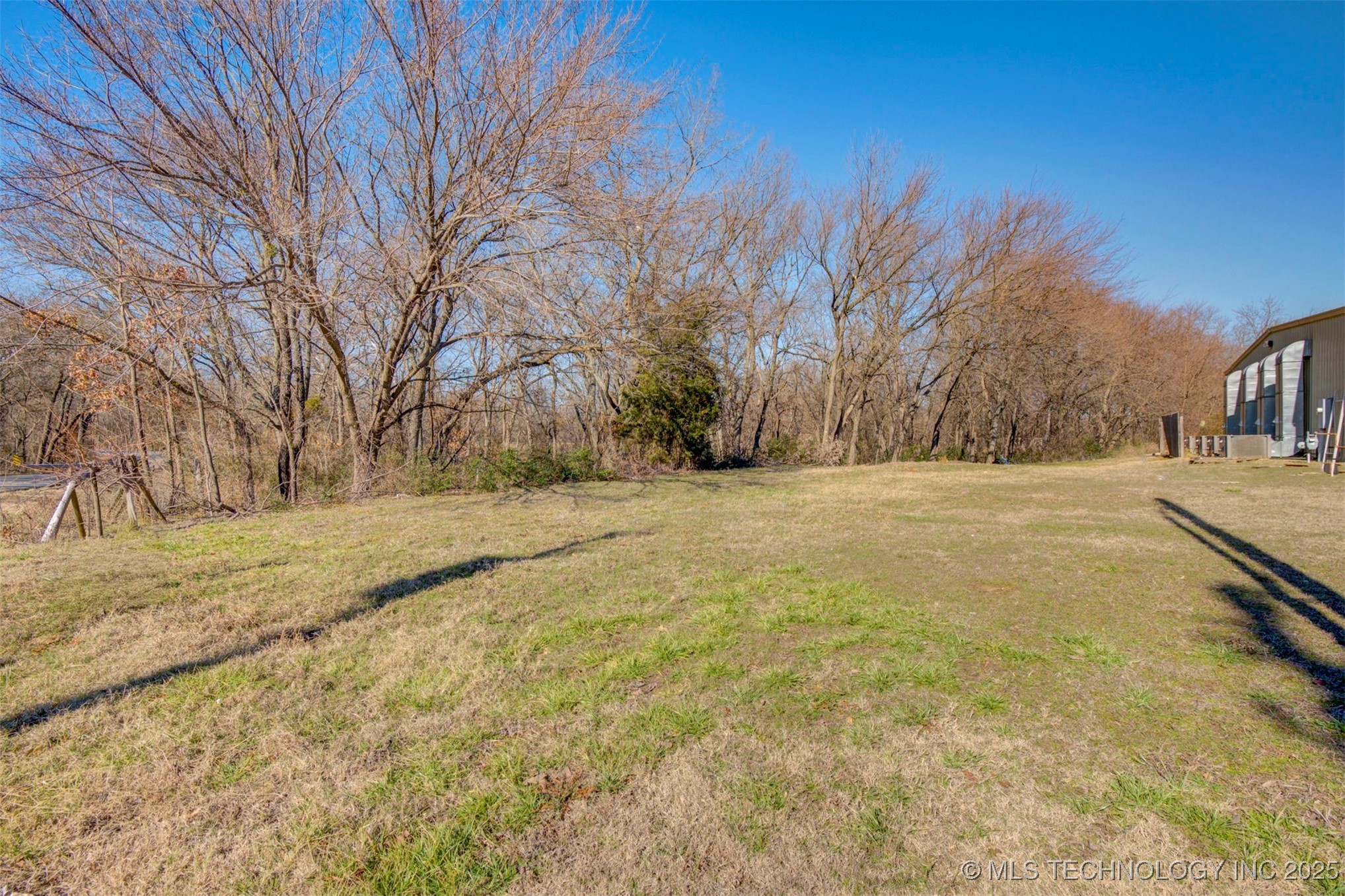 151st Street S Property Photo