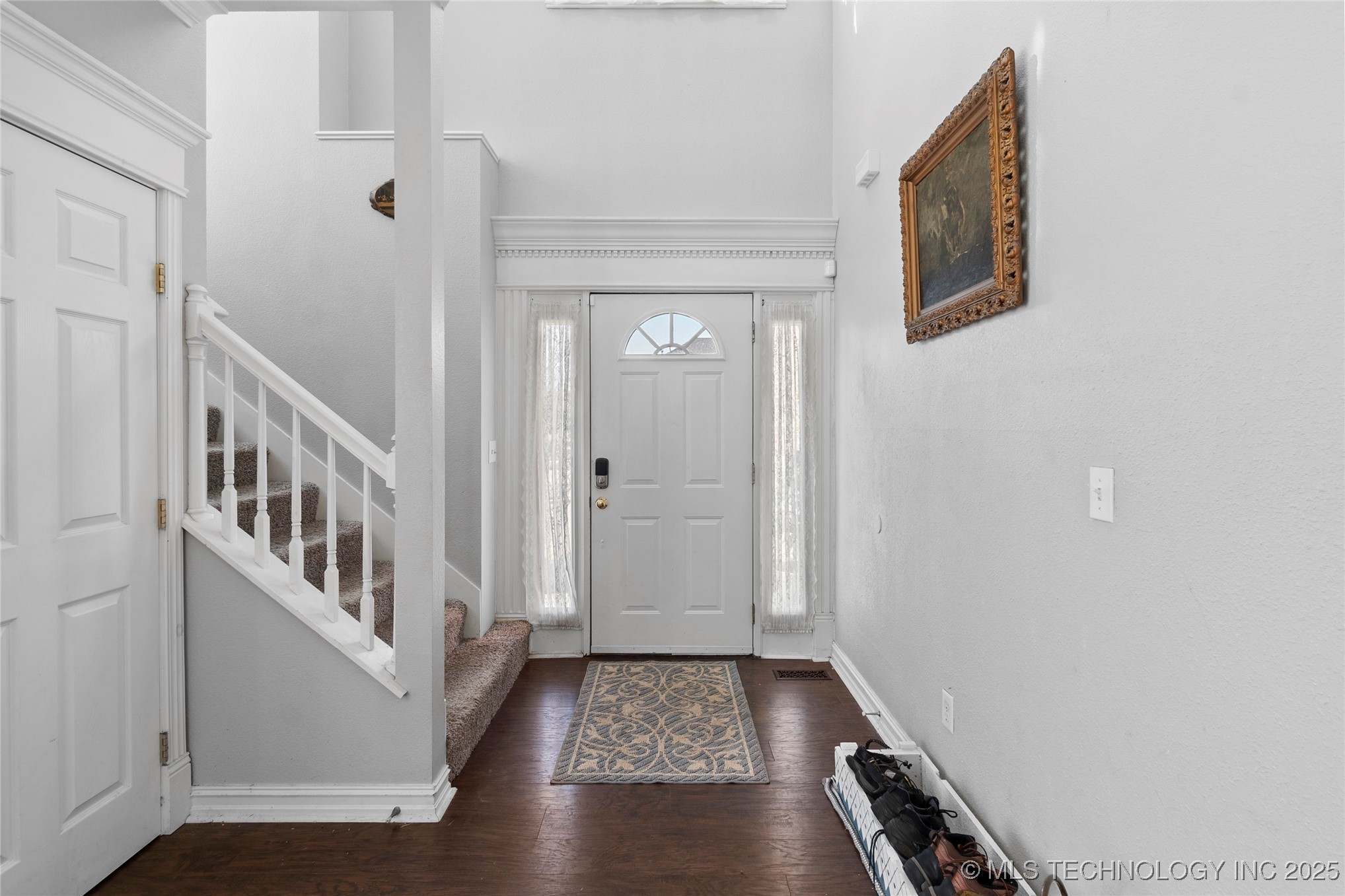 5413 S Redbud Avenue Property Photo 10