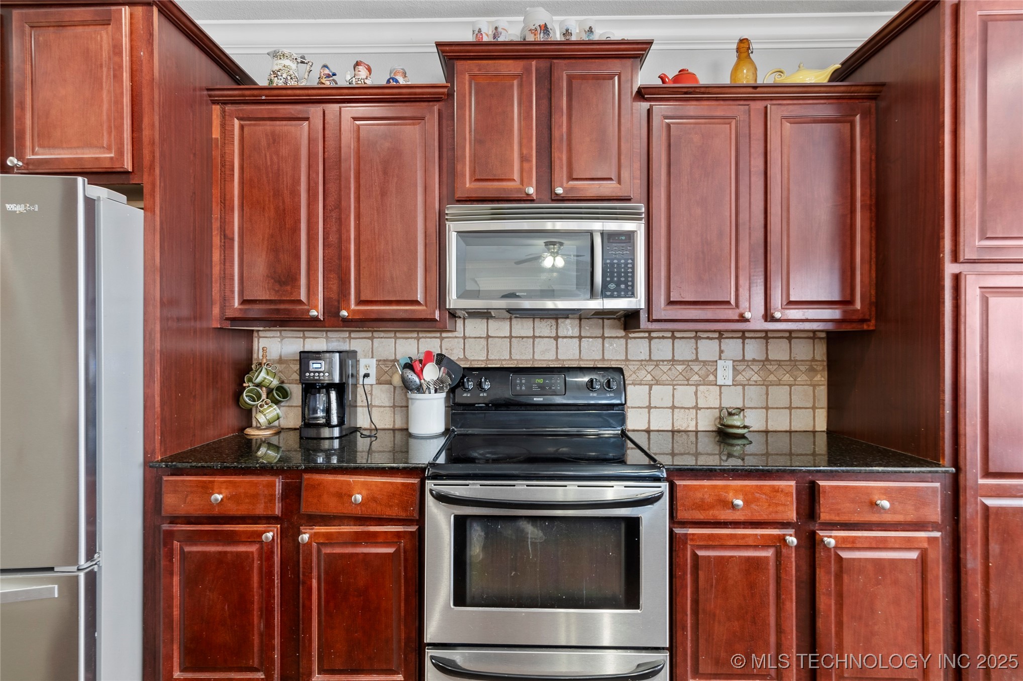 5413 S Redbud Avenue Property Photo 24