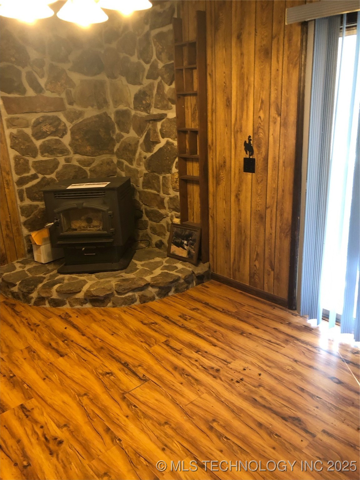 3031 N 430 Property Photo 21