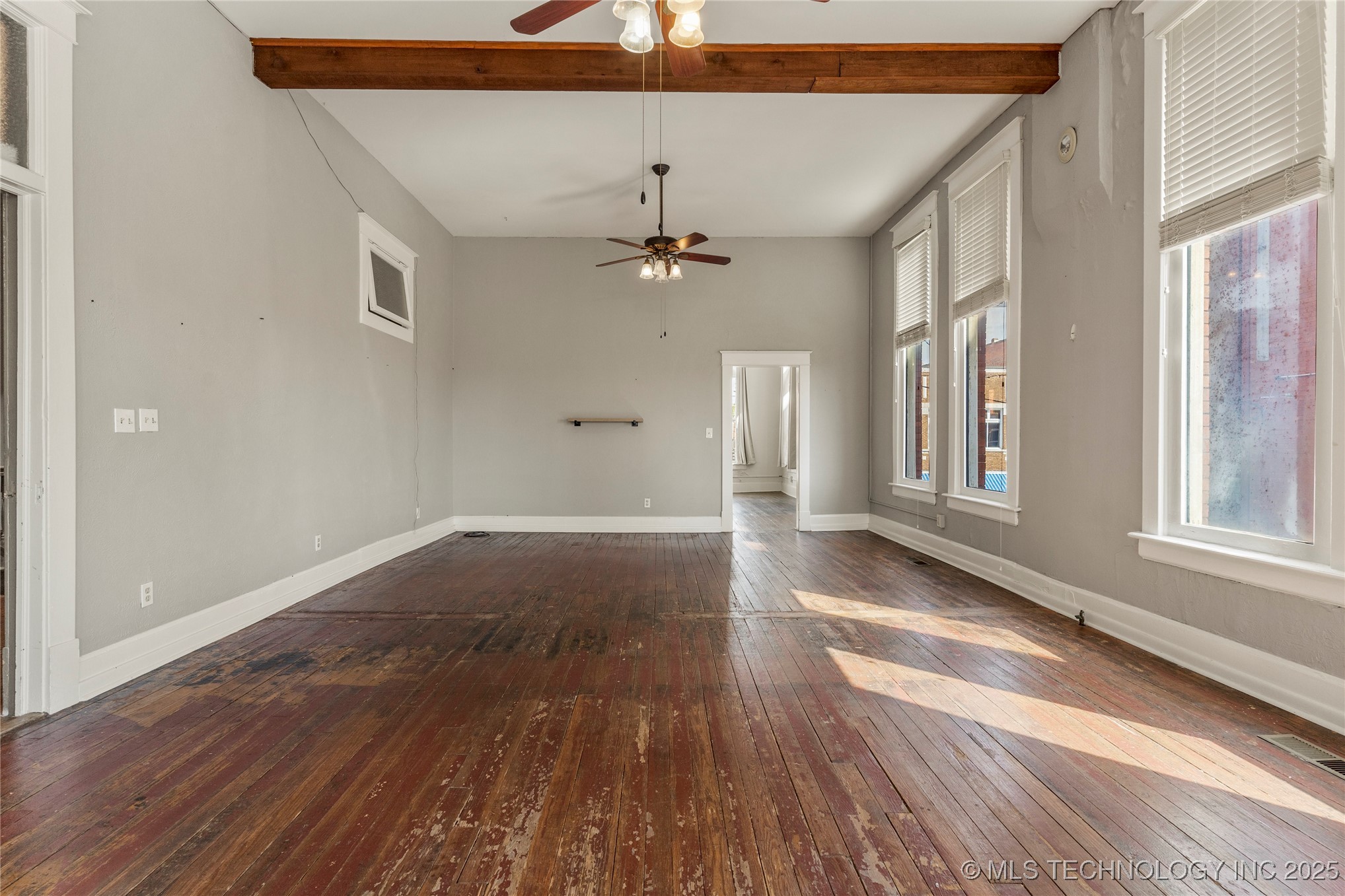 112 E Dewey Avenue Property Photo 40