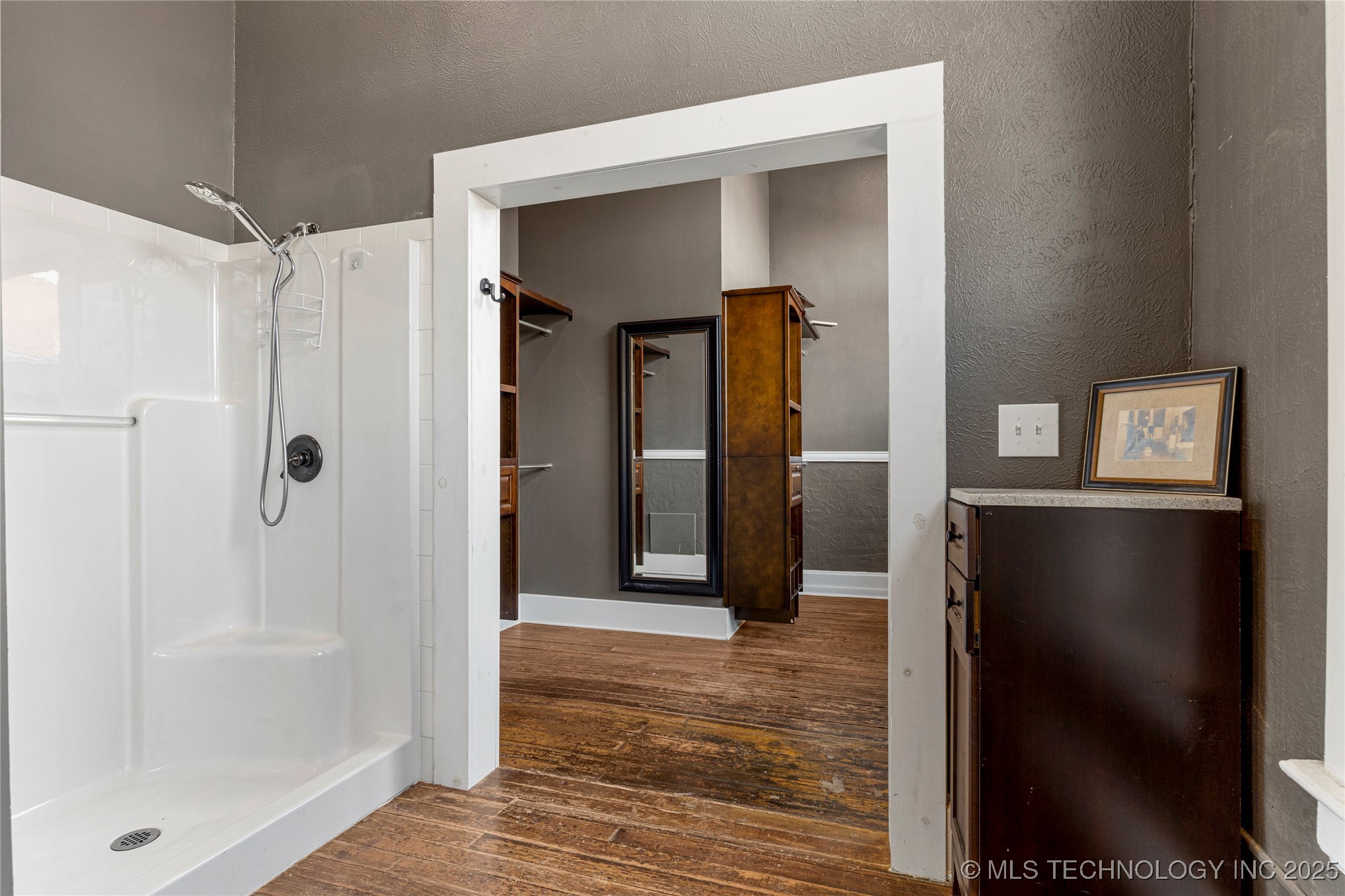 112 E Dewey Avenue Property Photo 45
