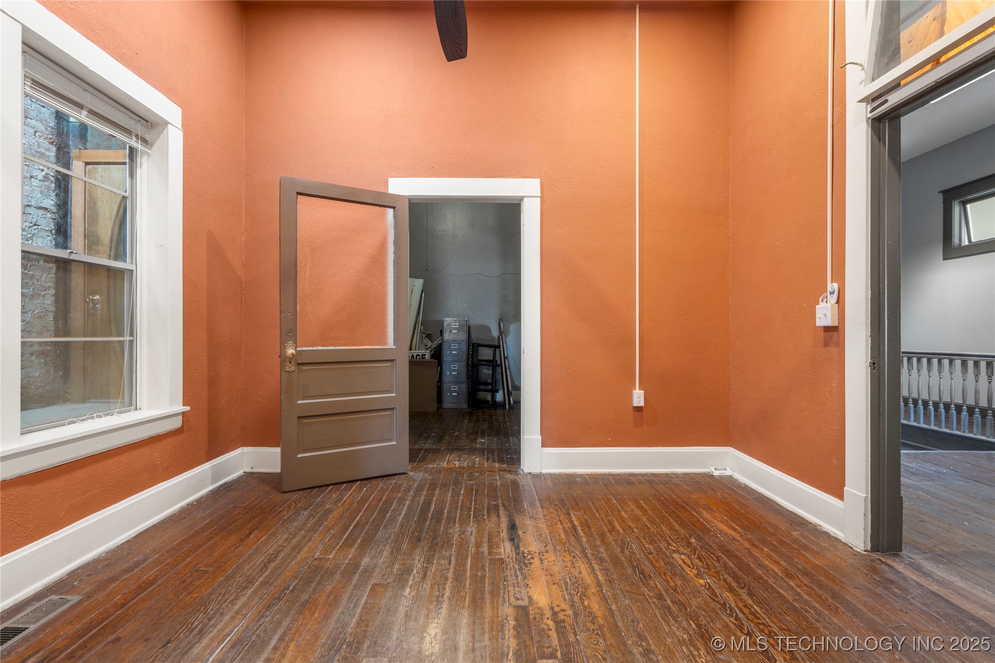 112 E Dewey Avenue Property Photo 51
