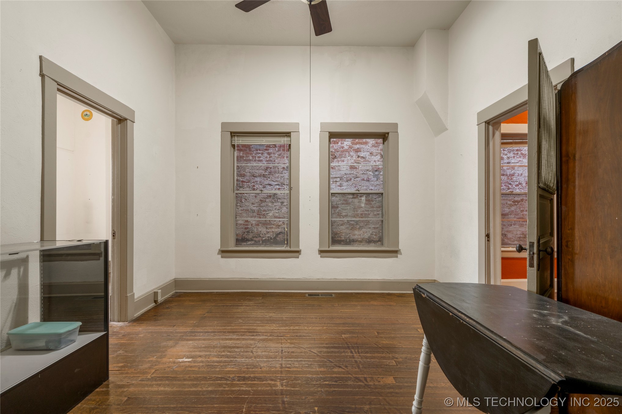 112 E Dewey Avenue Property Photo 56