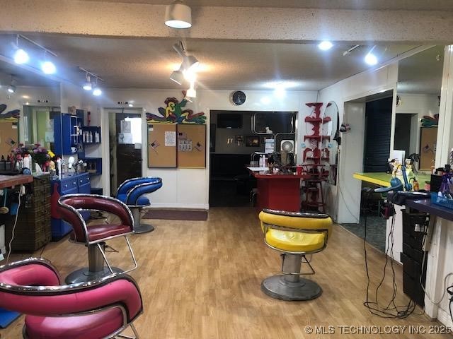 427 W Carl Albert Parkway Property Photo 6