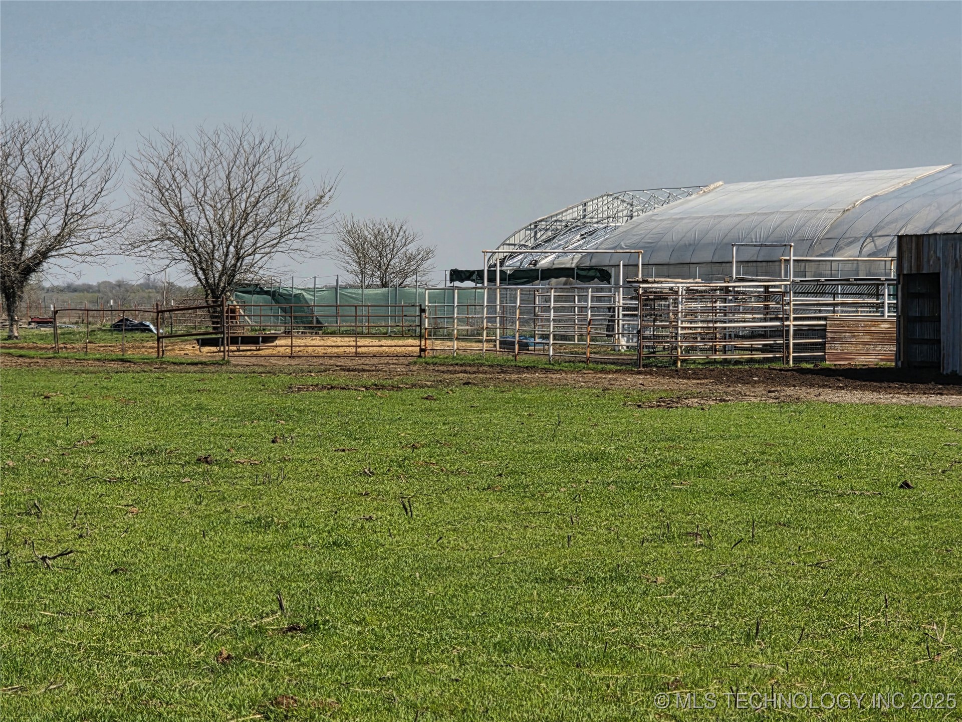 426494 E 250 Road Property Photo 10