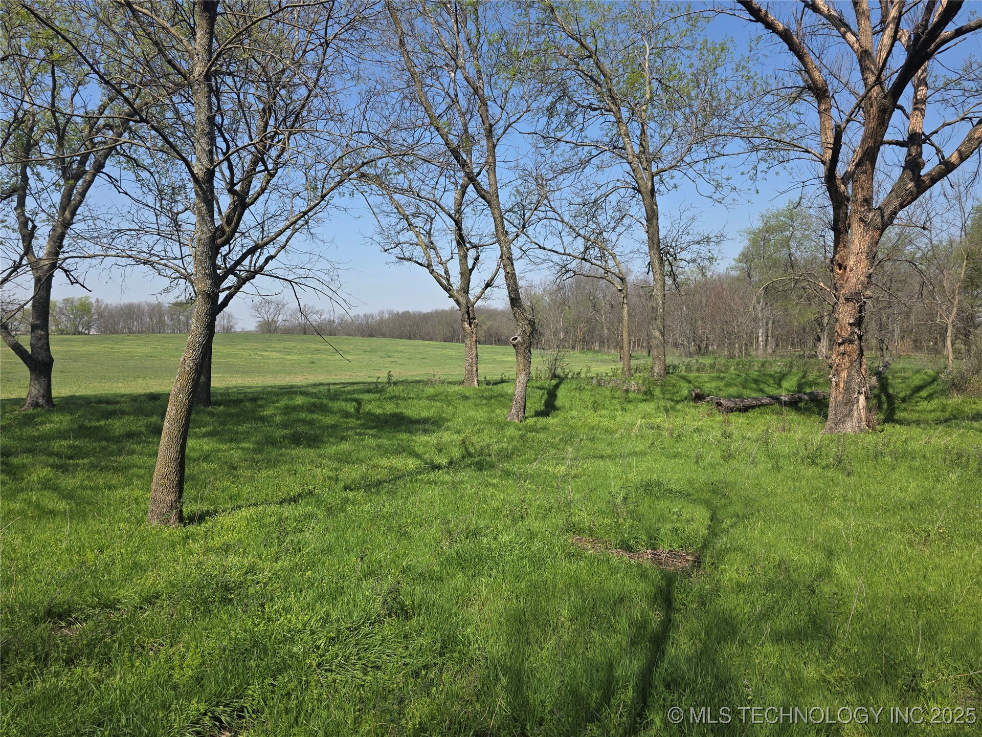 426494 E 250 Road Property Photo 20