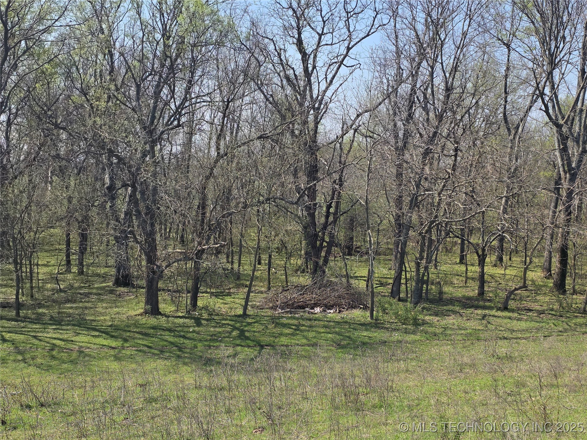 426494 E 250 Road Property Photo 25
