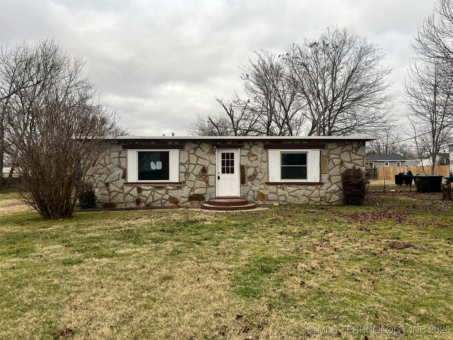 3816 Indiana Street Property Photo 1