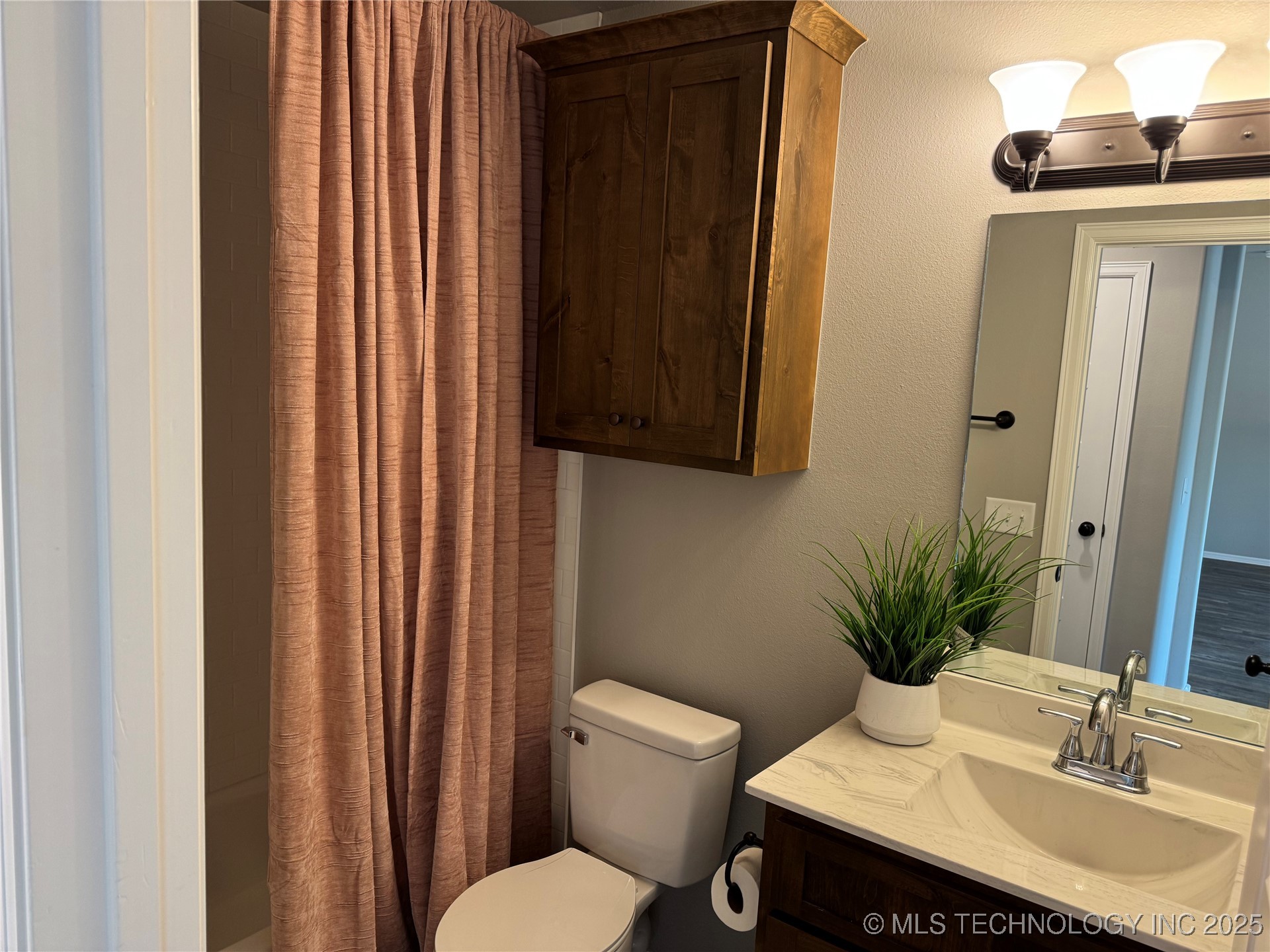 400 S Muskogee Street Property Photo 8