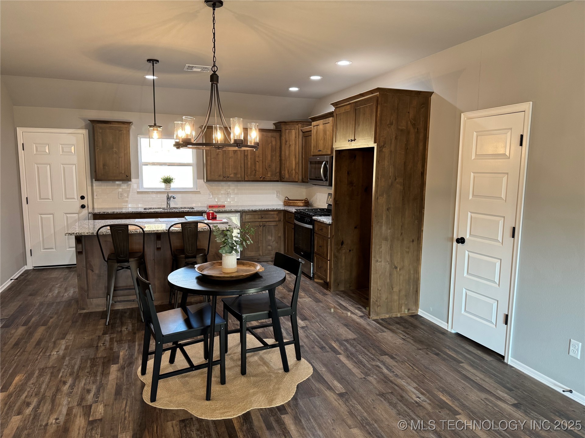 400 S Muskogee Street Property Photo 15