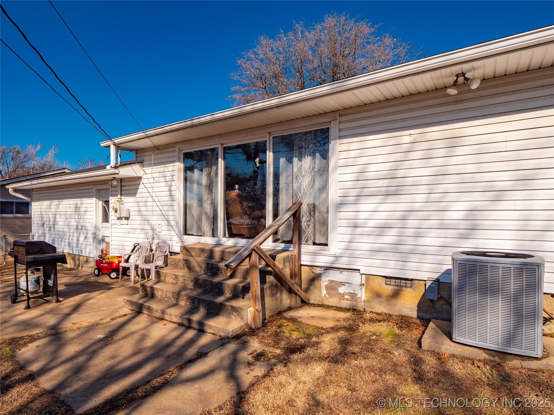 1600 E Seminole Avenue Property Photo 34