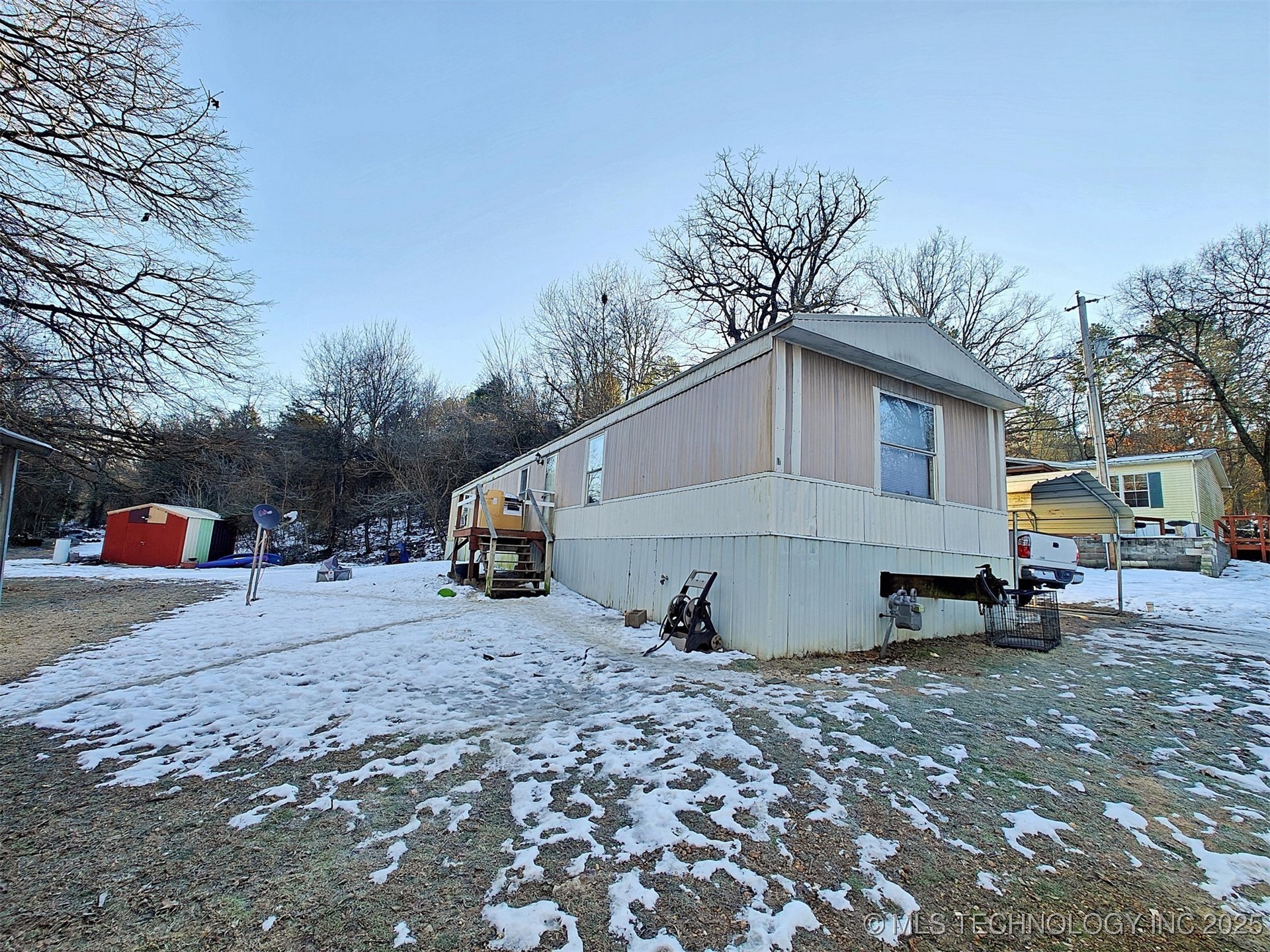 18131 S 551 Road Property Photo 4