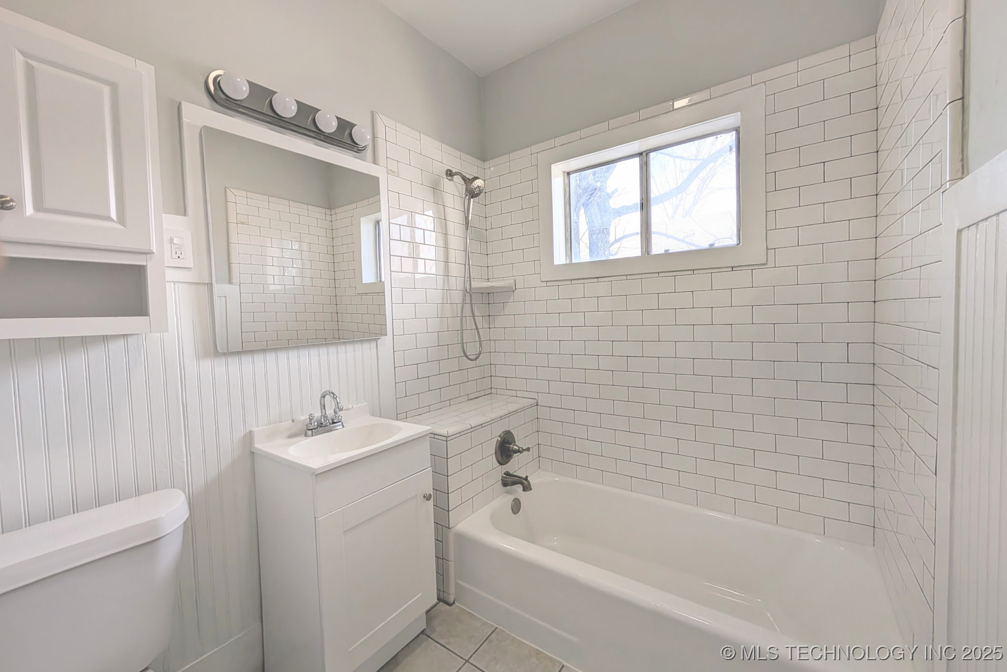 1732 E 14th Place Property Photo 18