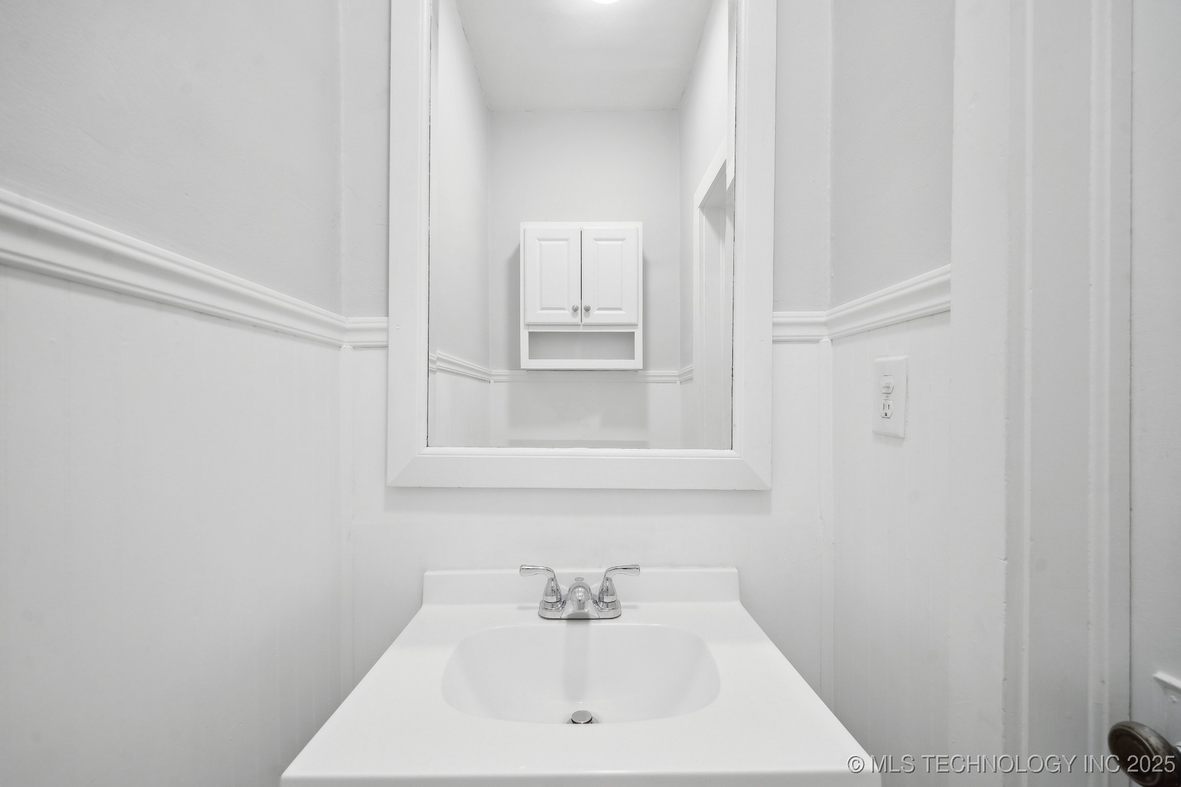 1732 E 14th Place Property Photo 22