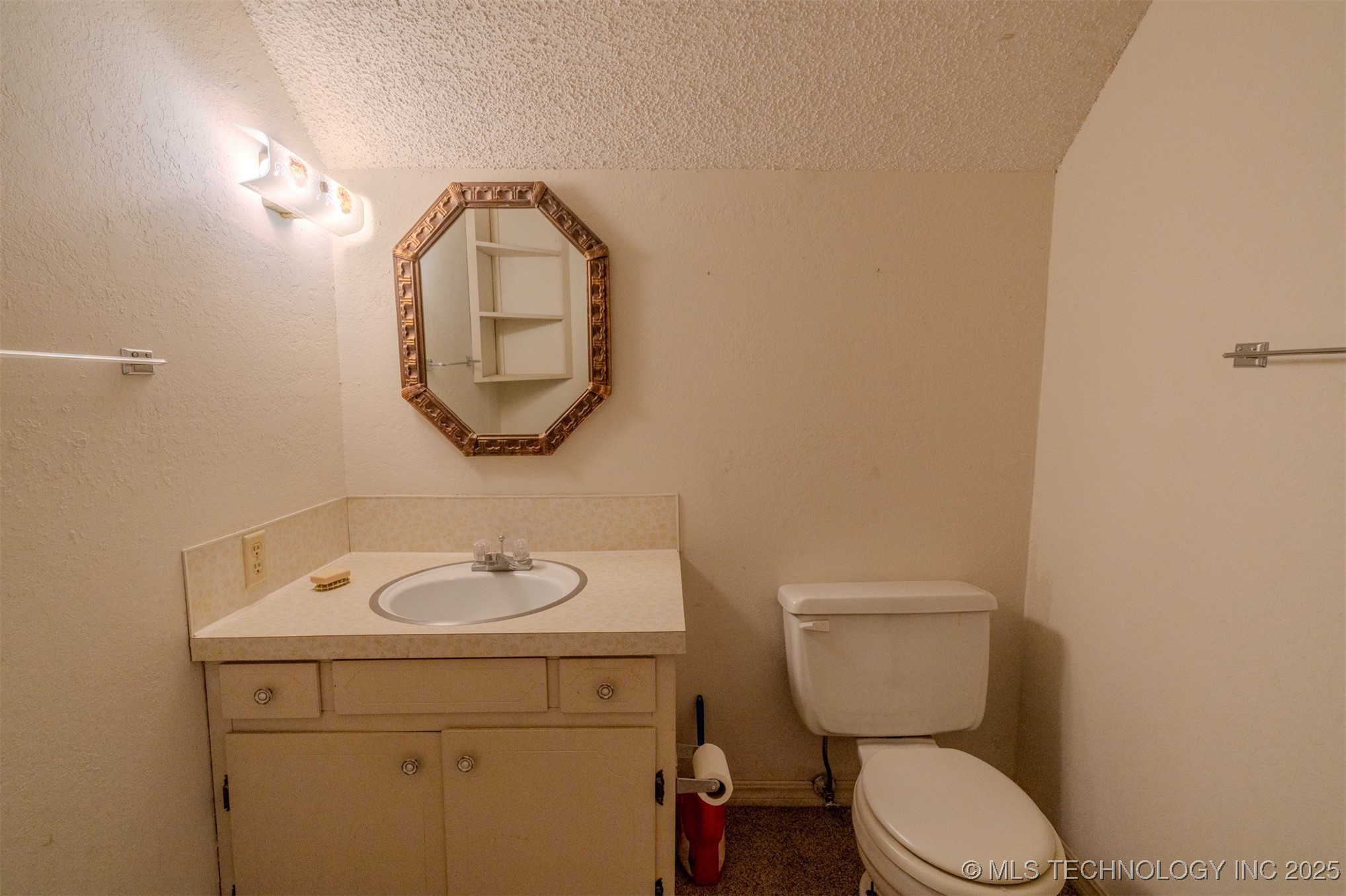 8202 E 485 Road Property Photo 19