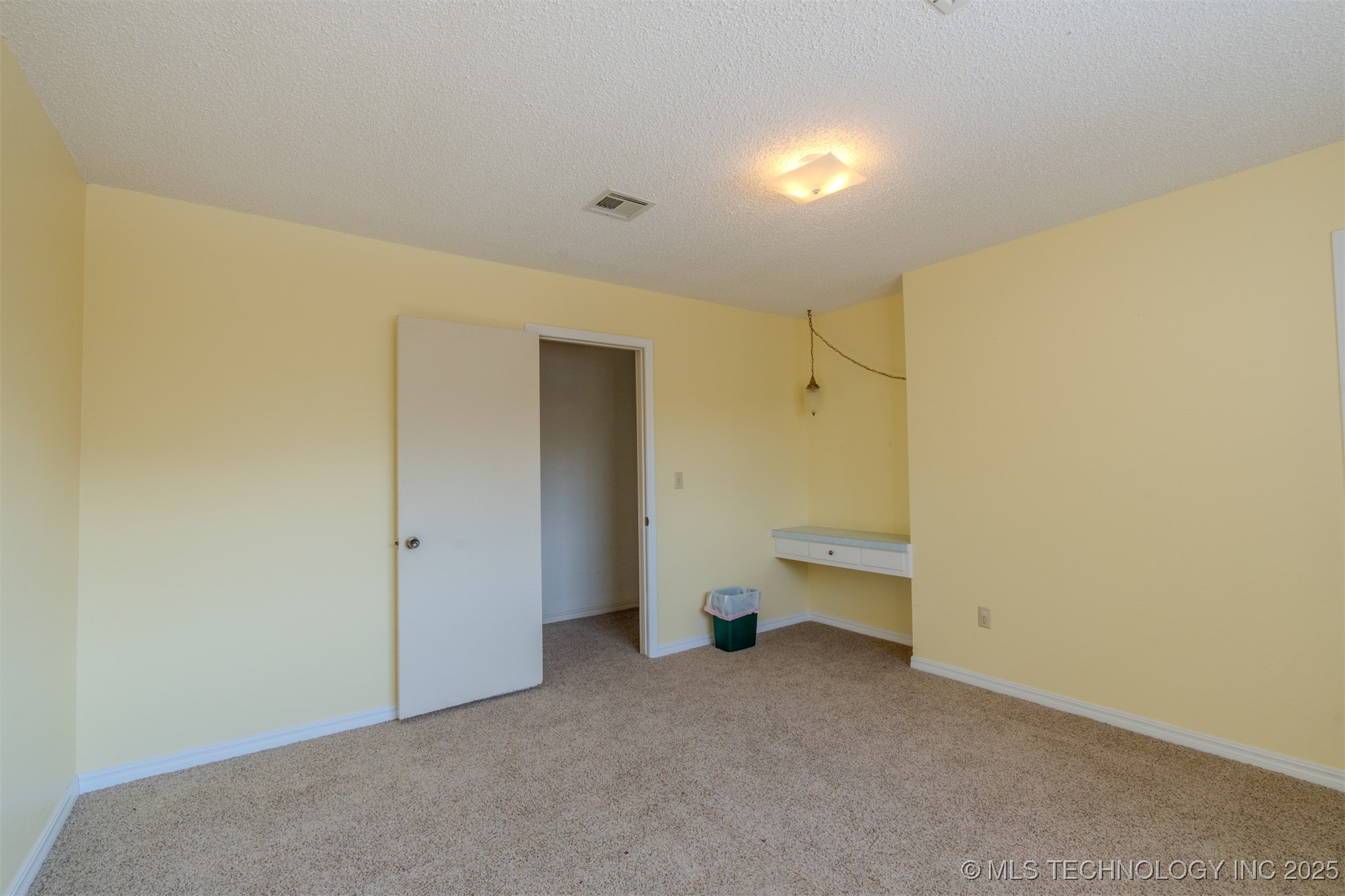8202 E 485 Road Property Photo 21