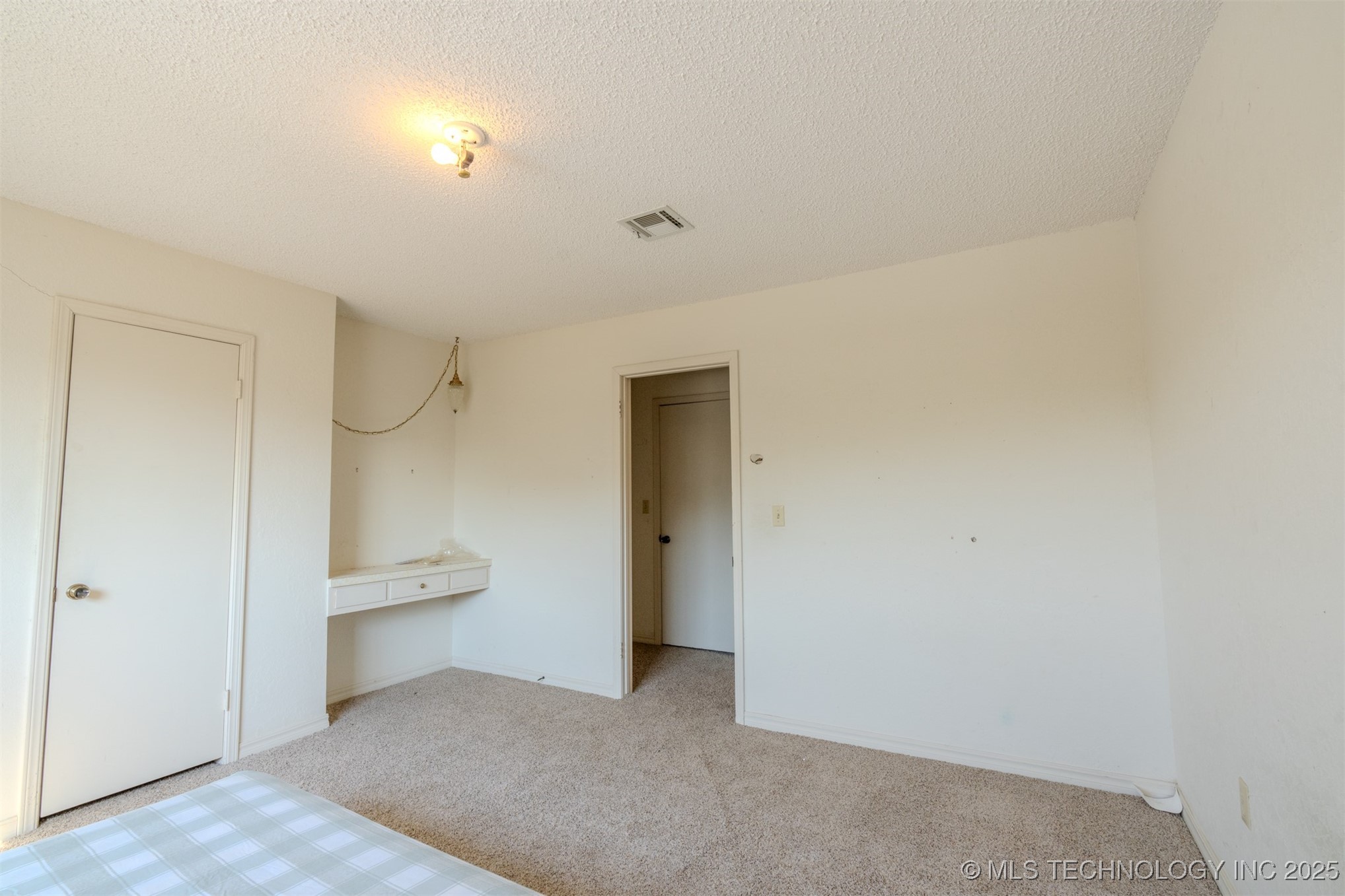 8202 E 485 Road Property Photo 23