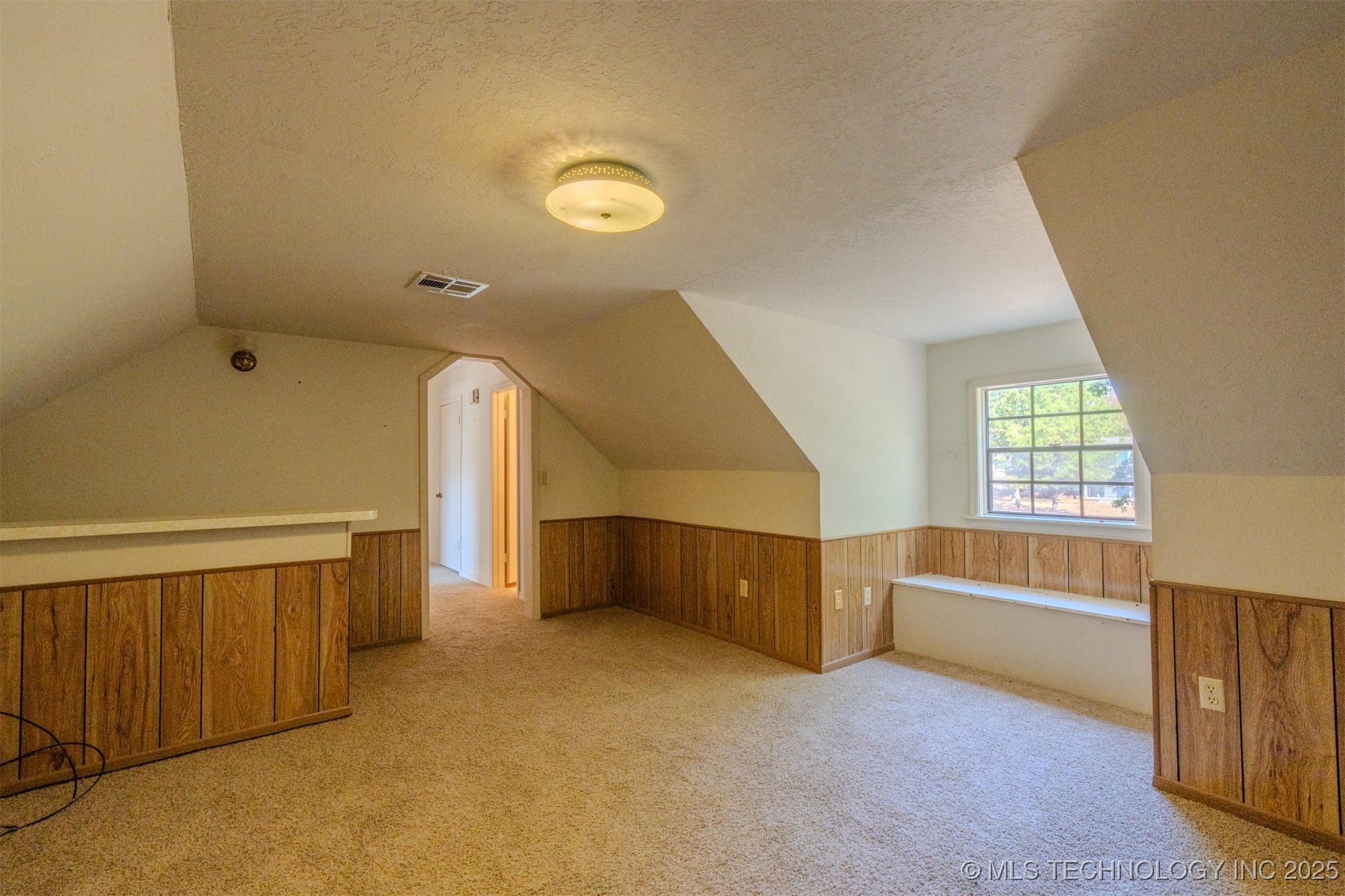 8202 E 485 Road Property Photo 28