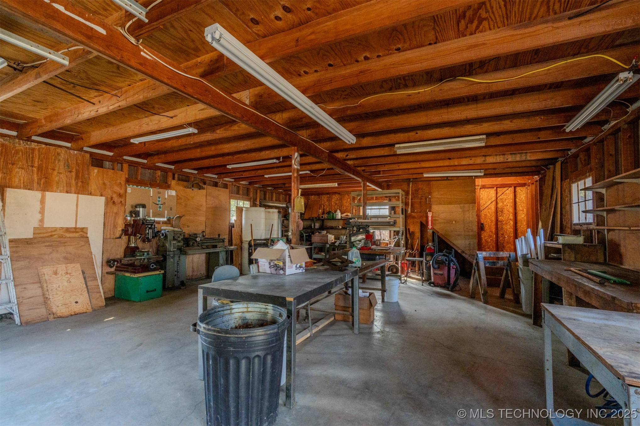 8202 E 485 Road Property Photo 38