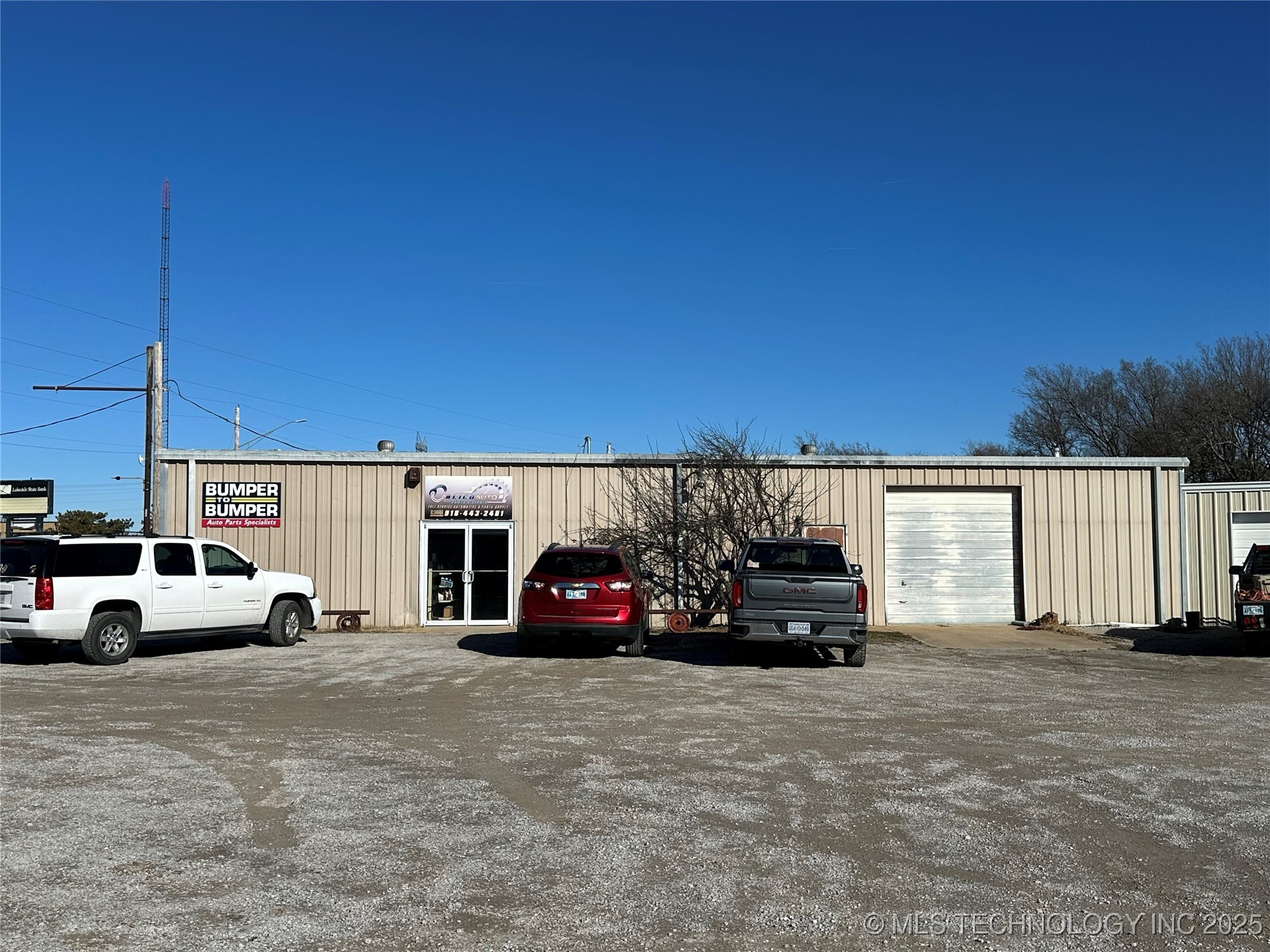 12721 S Old Highway 169 Road Property Photo 3