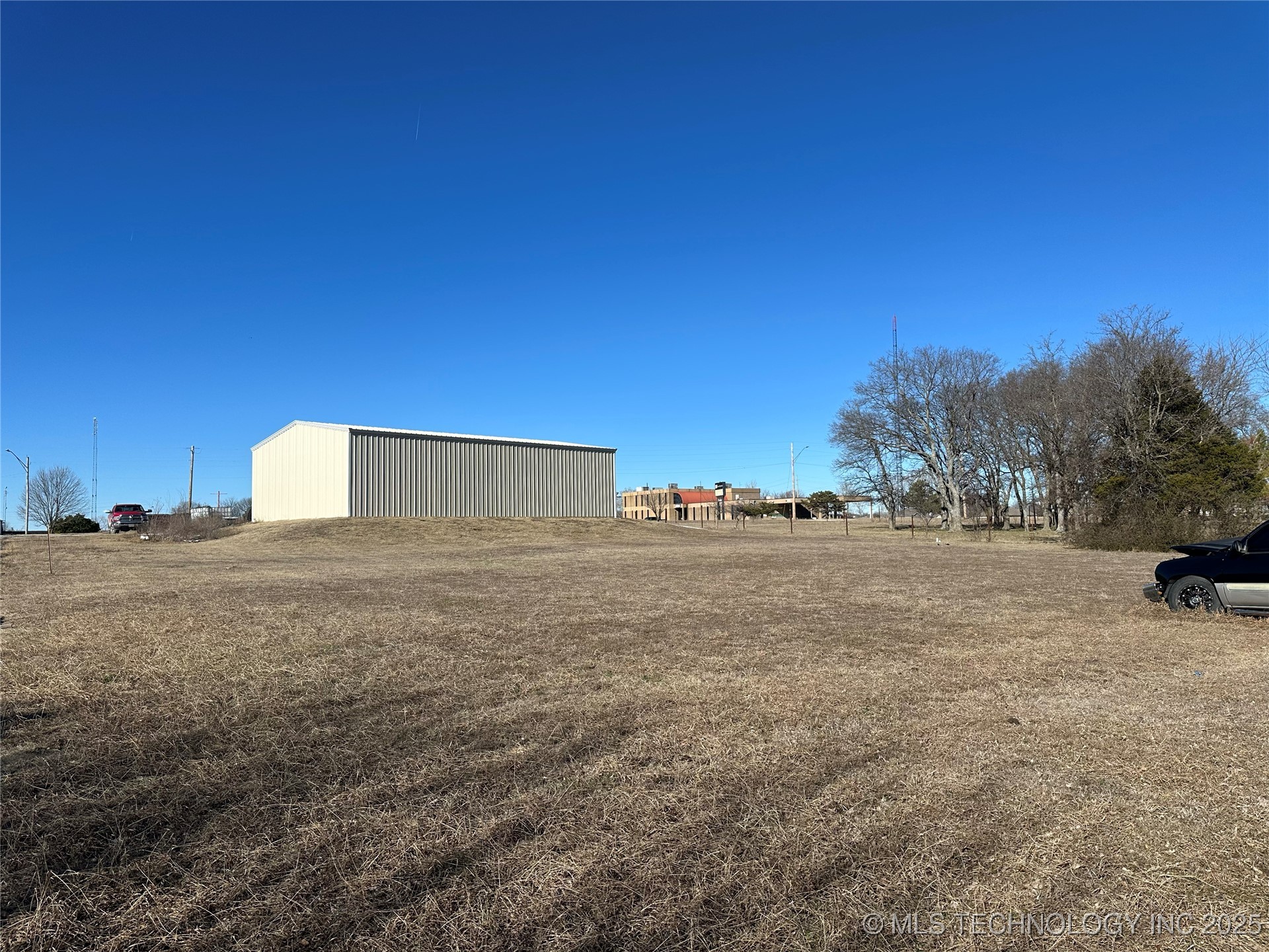 12721 S Old Highway 169 Road Property Photo 12