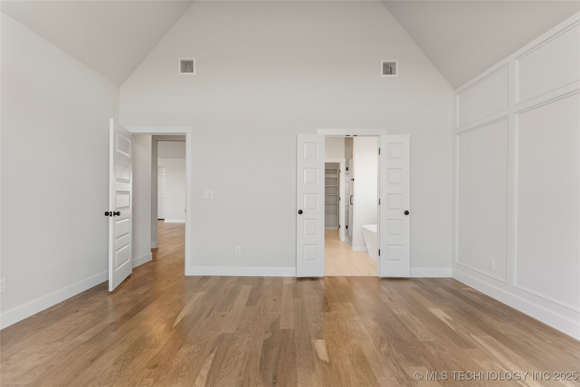 2501 E 134th Circle Property Photo 16