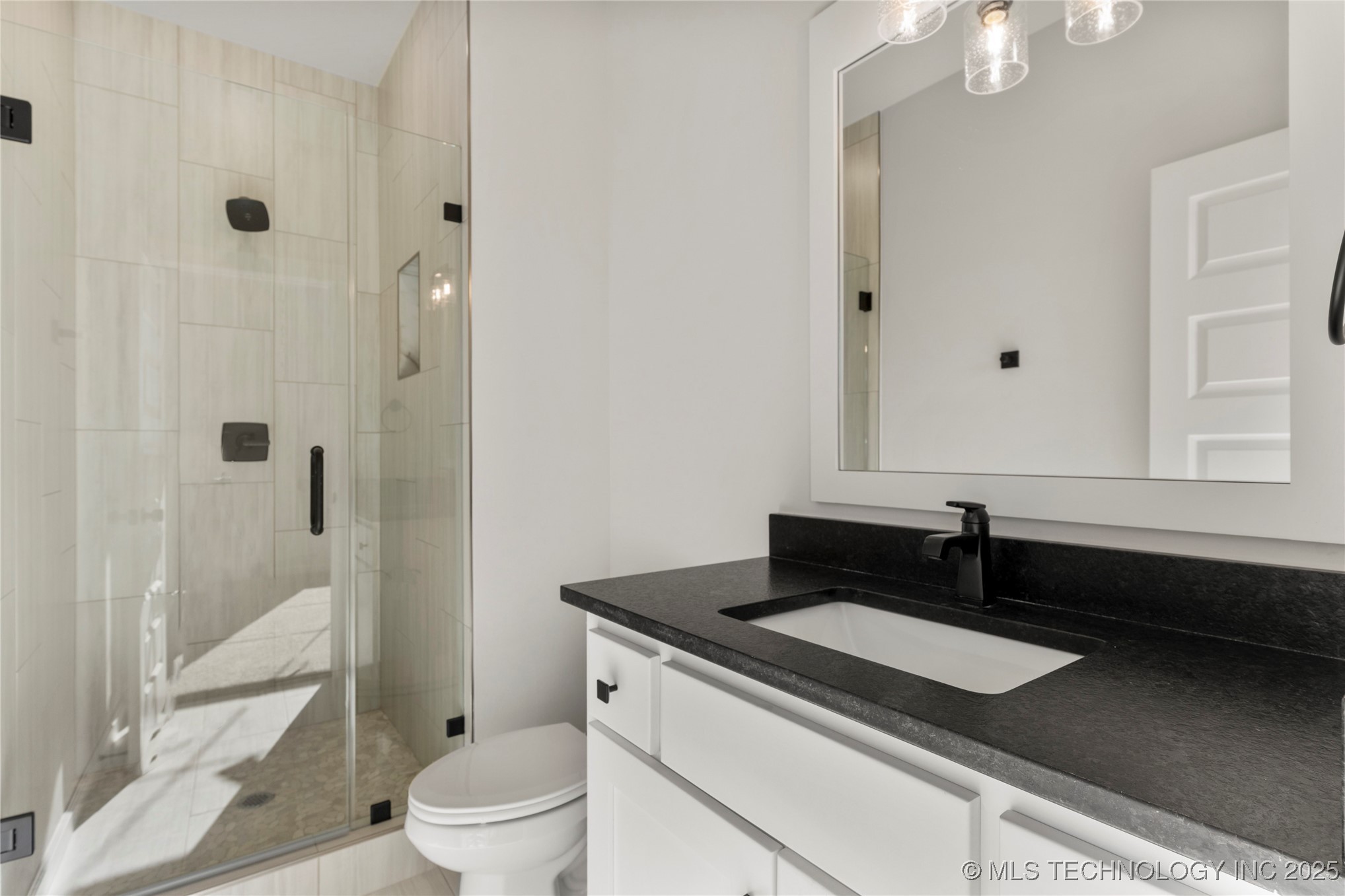2501 E 134th Circle Property Photo 27